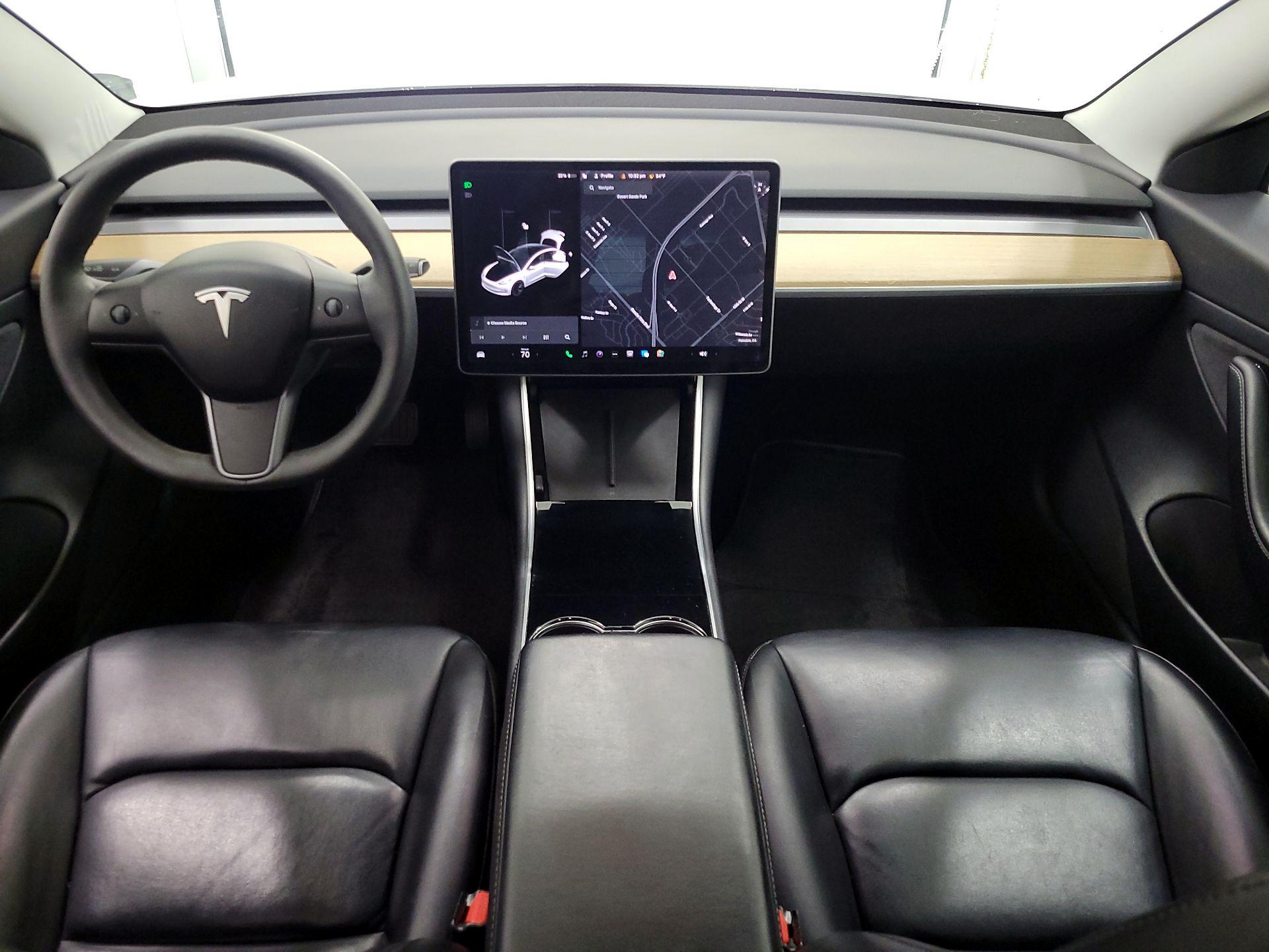 Thumbnail: 2020 Tesla Model 3 - 9