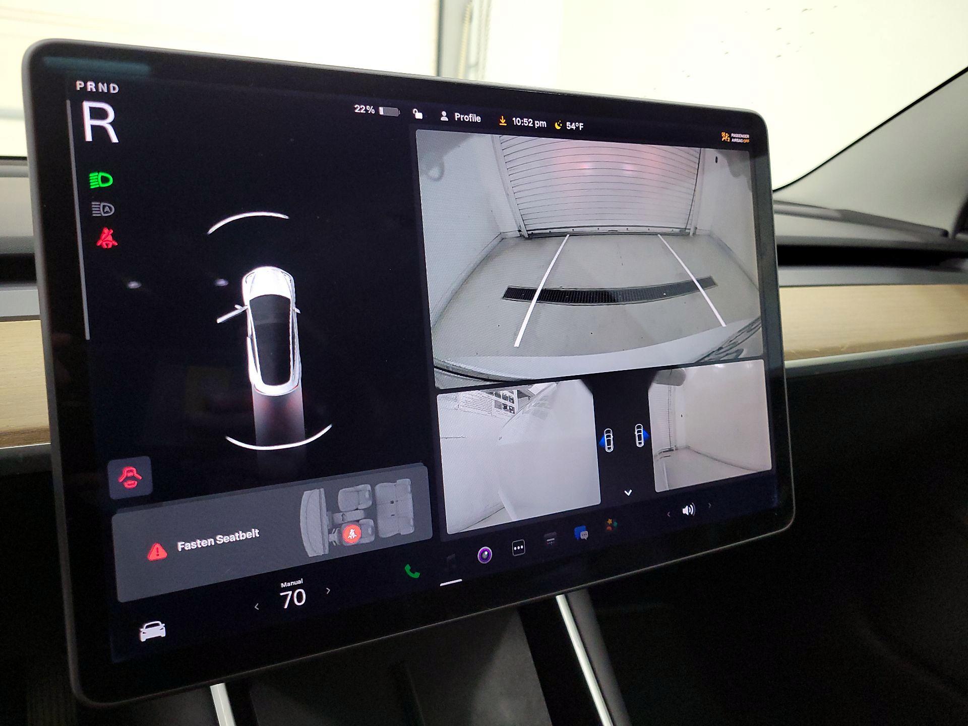 Thumbnail: 2020 Tesla Model 3 - 14