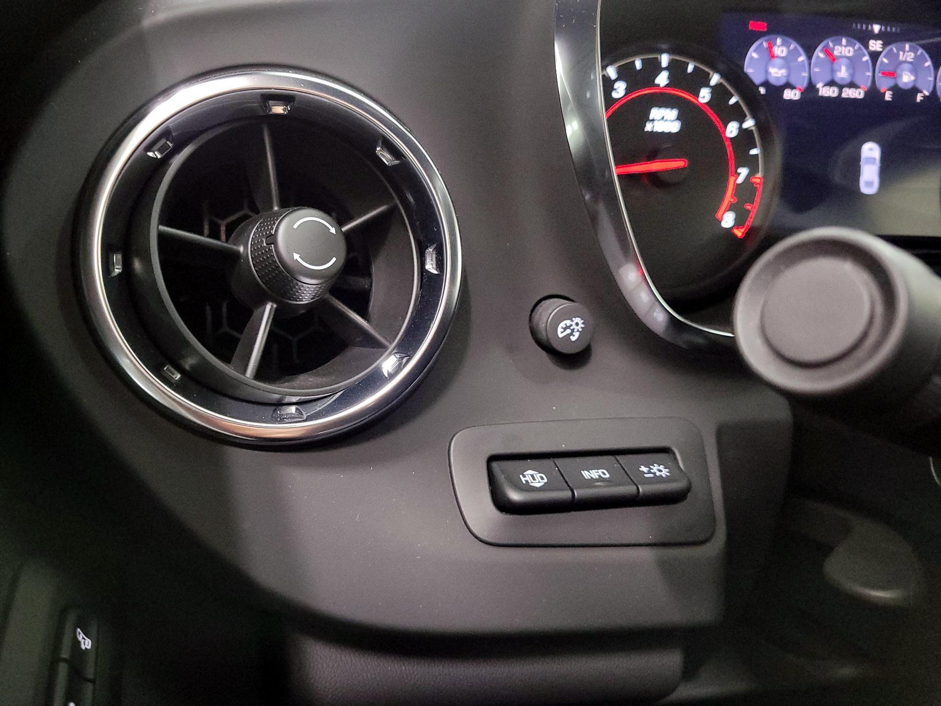 Thumbnail: 2022 Chevrolet Camaro - 13