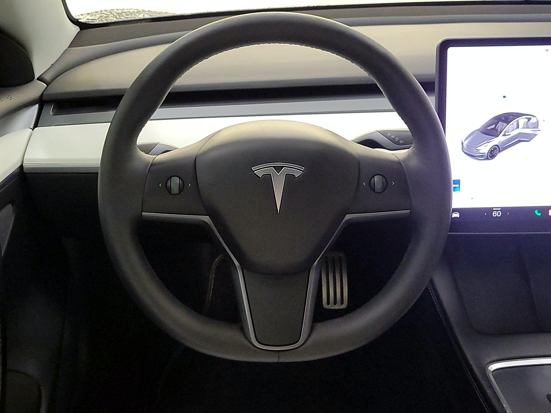 Thumbnail: 2021 Tesla Model 3 - 10