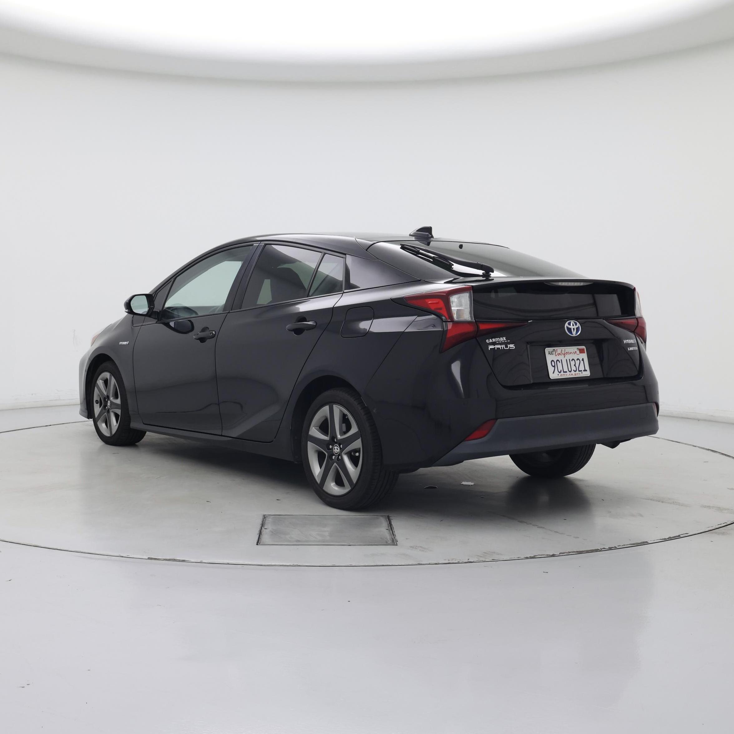 Thumbnail: 2019 Toyota Prius - 2