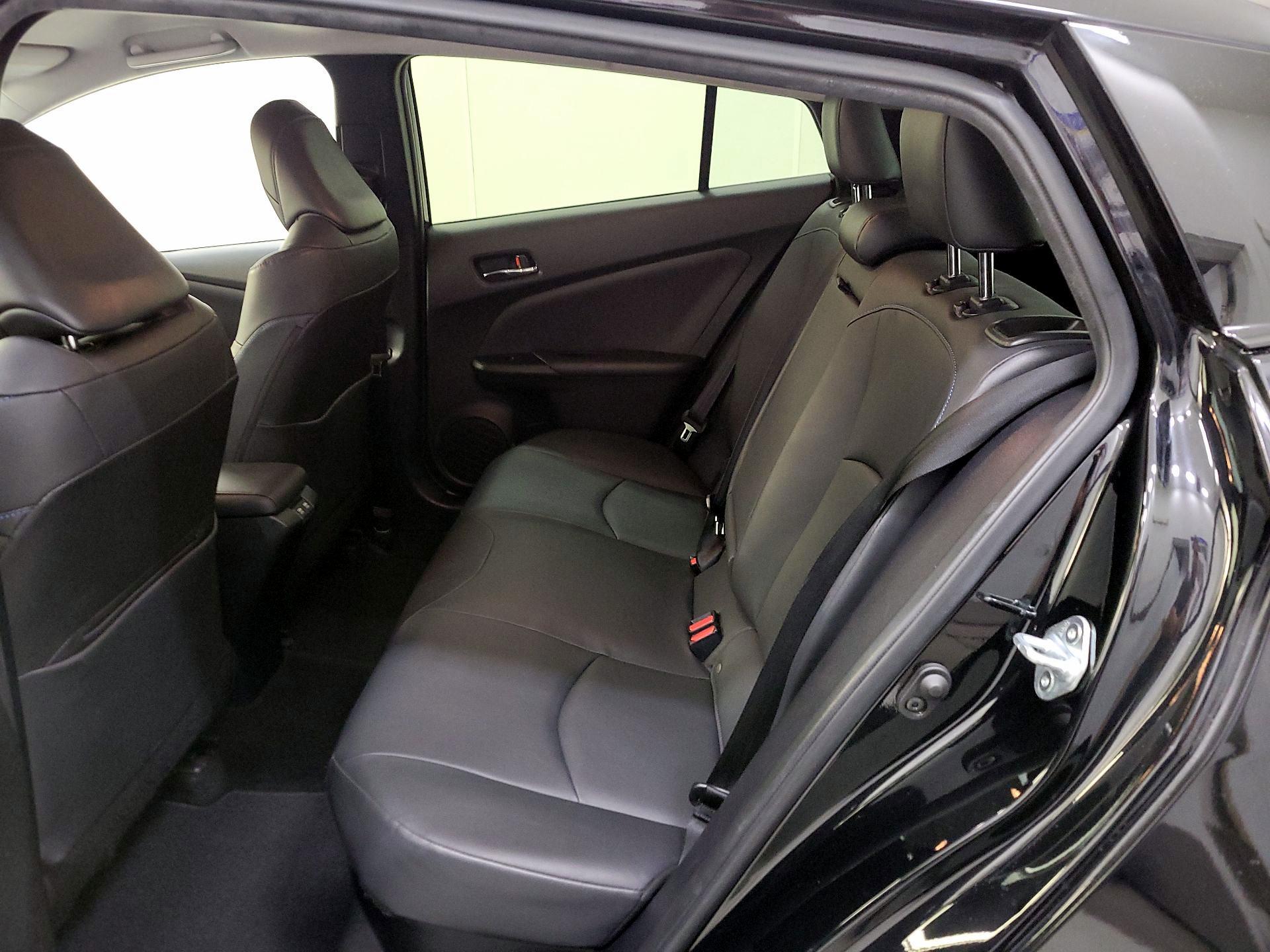 Thumbnail: 2019 Toyota Prius - 19