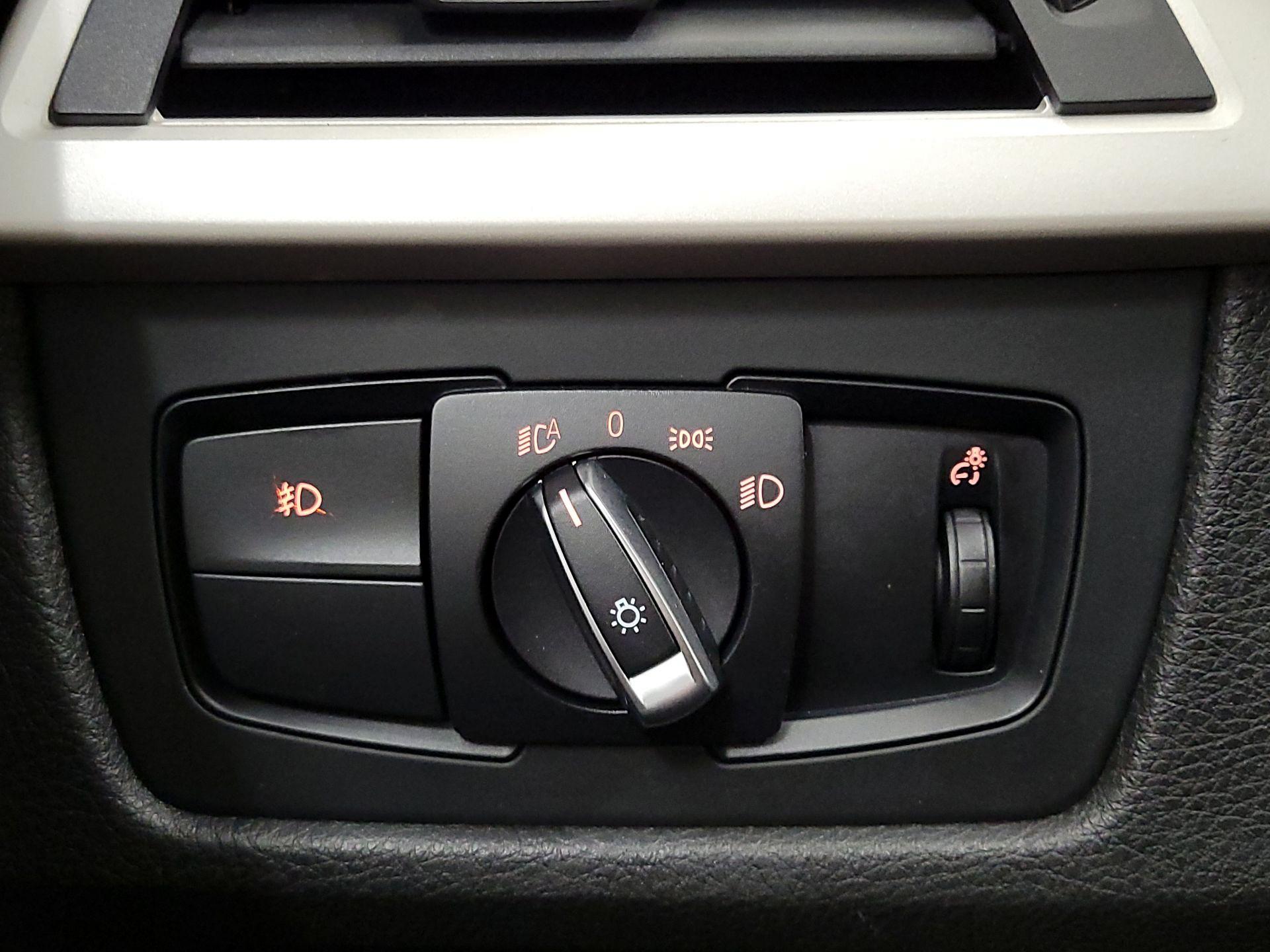 Thumbnail: 2014 BMW 3 Series - 13