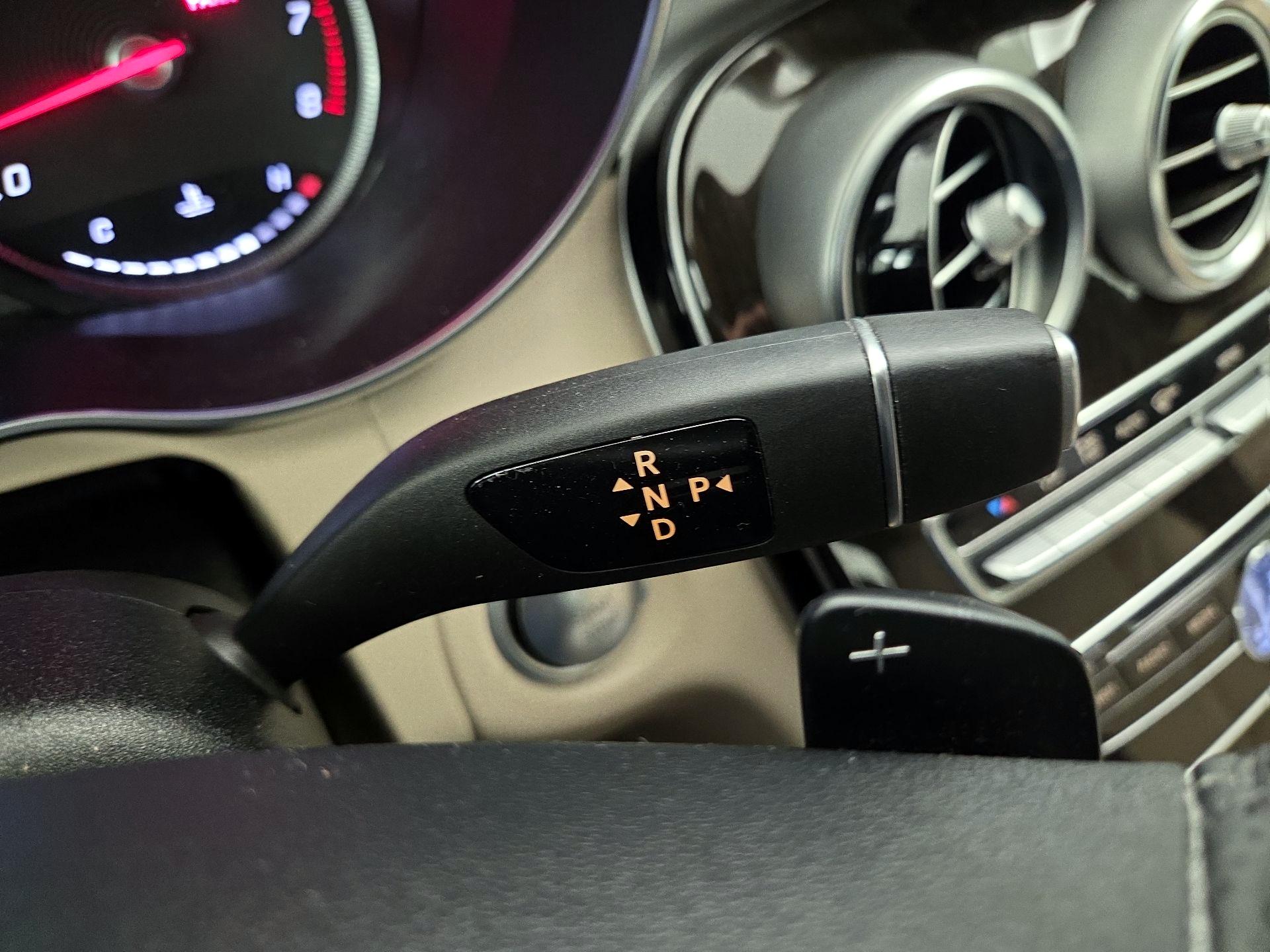 Thumbnail: 2018 Mercedes-Benz C-Class - 17