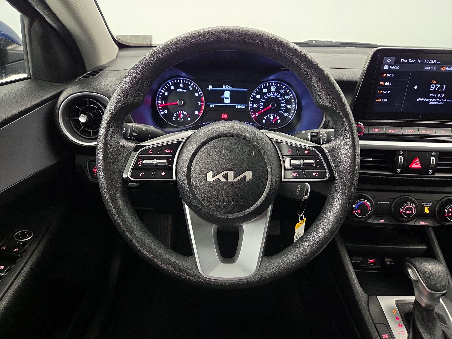 Thumbnail: 2023 Kia Forte - 10