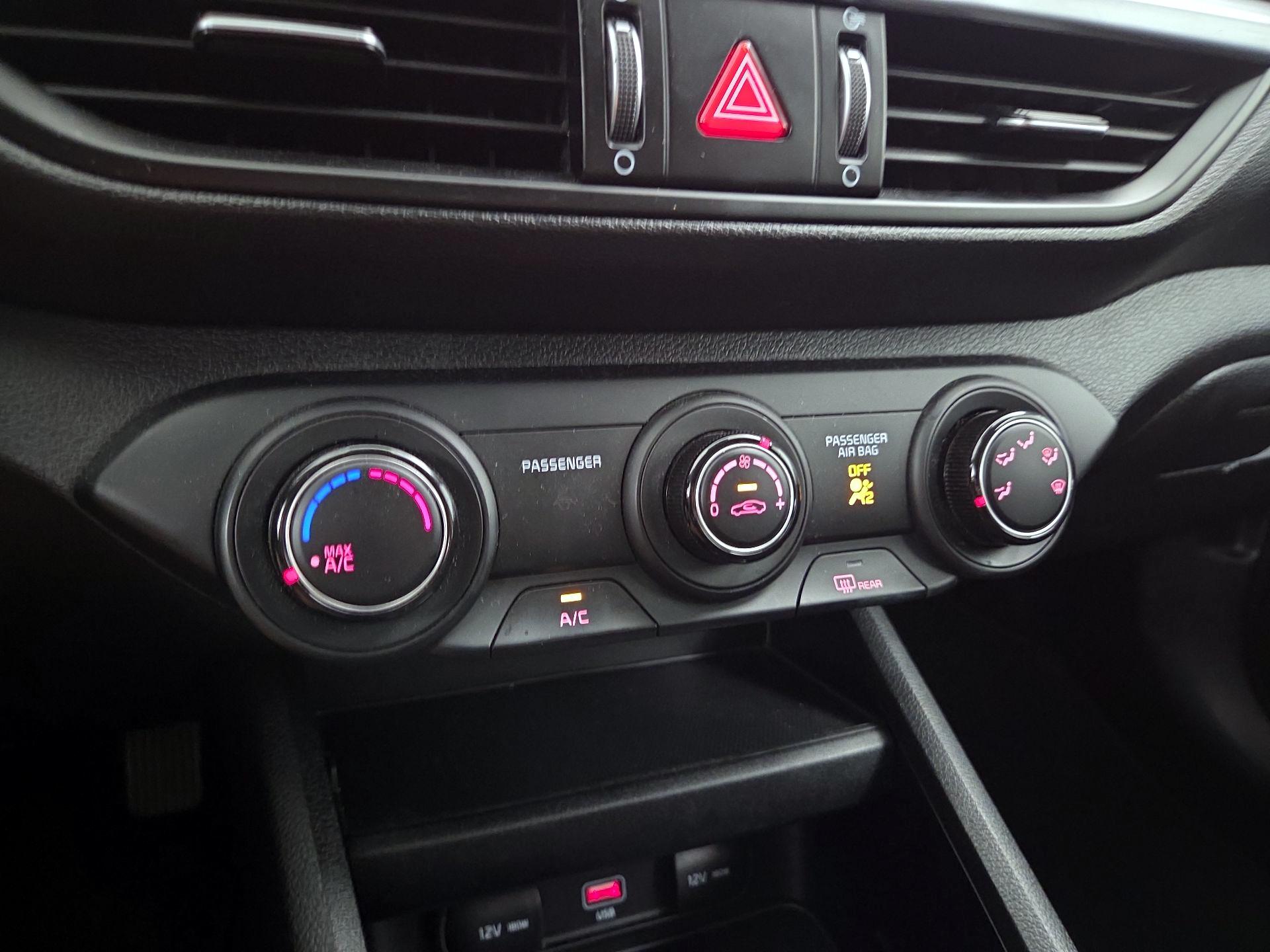 Thumbnail: 2023 Kia Forte - 16