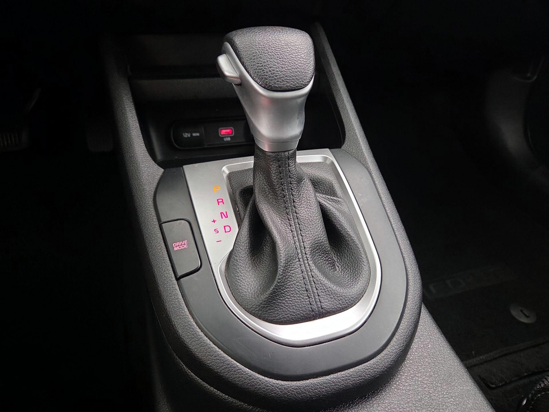 Thumbnail: 2023 Kia Forte - 17