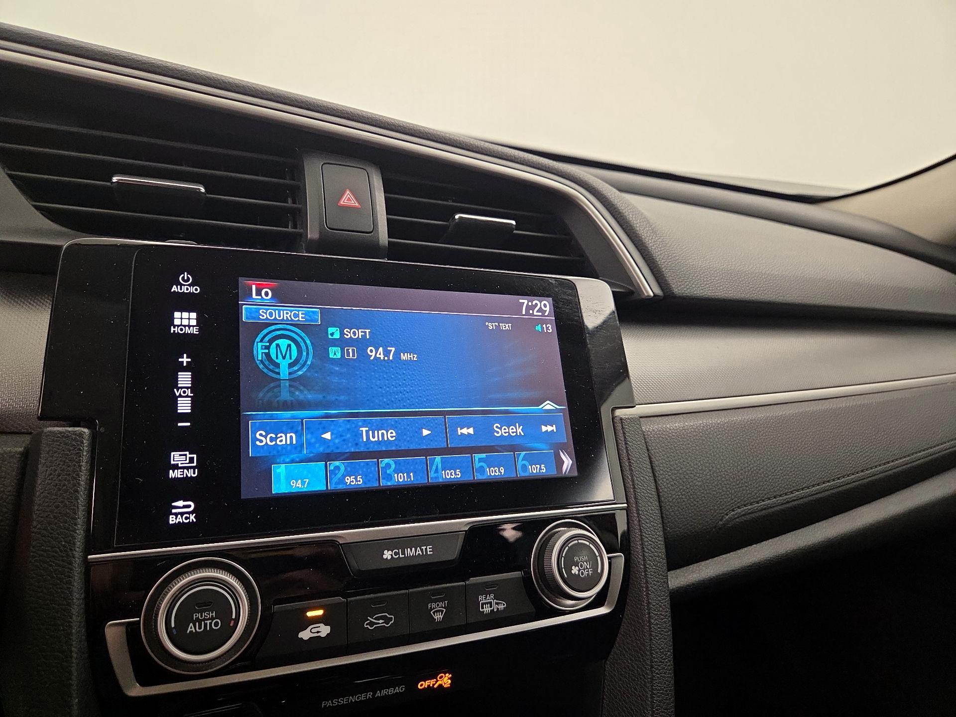 Thumbnail: 2016 Honda Civic - 15