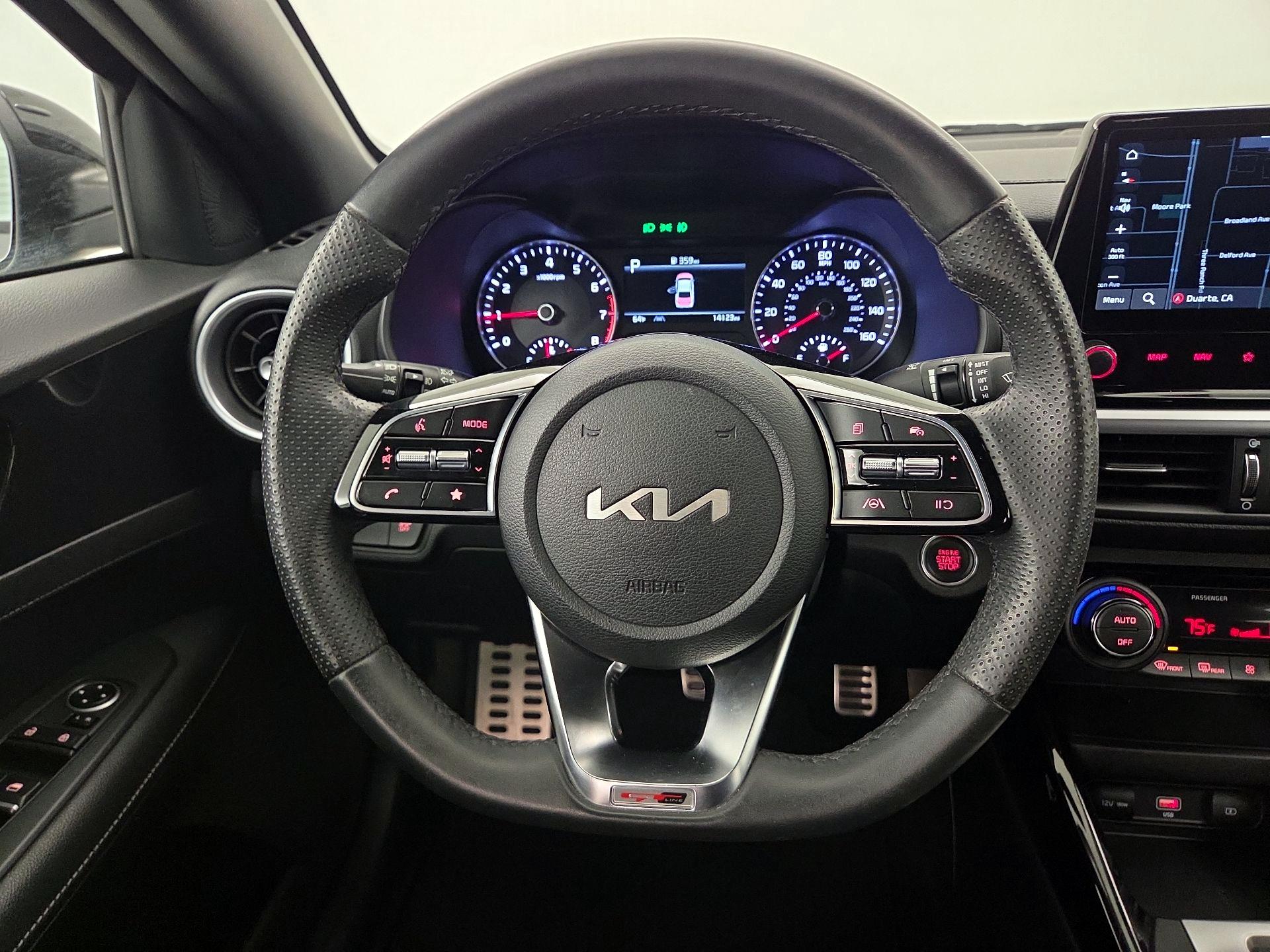 Thumbnail: 2023 Kia Forte - 10