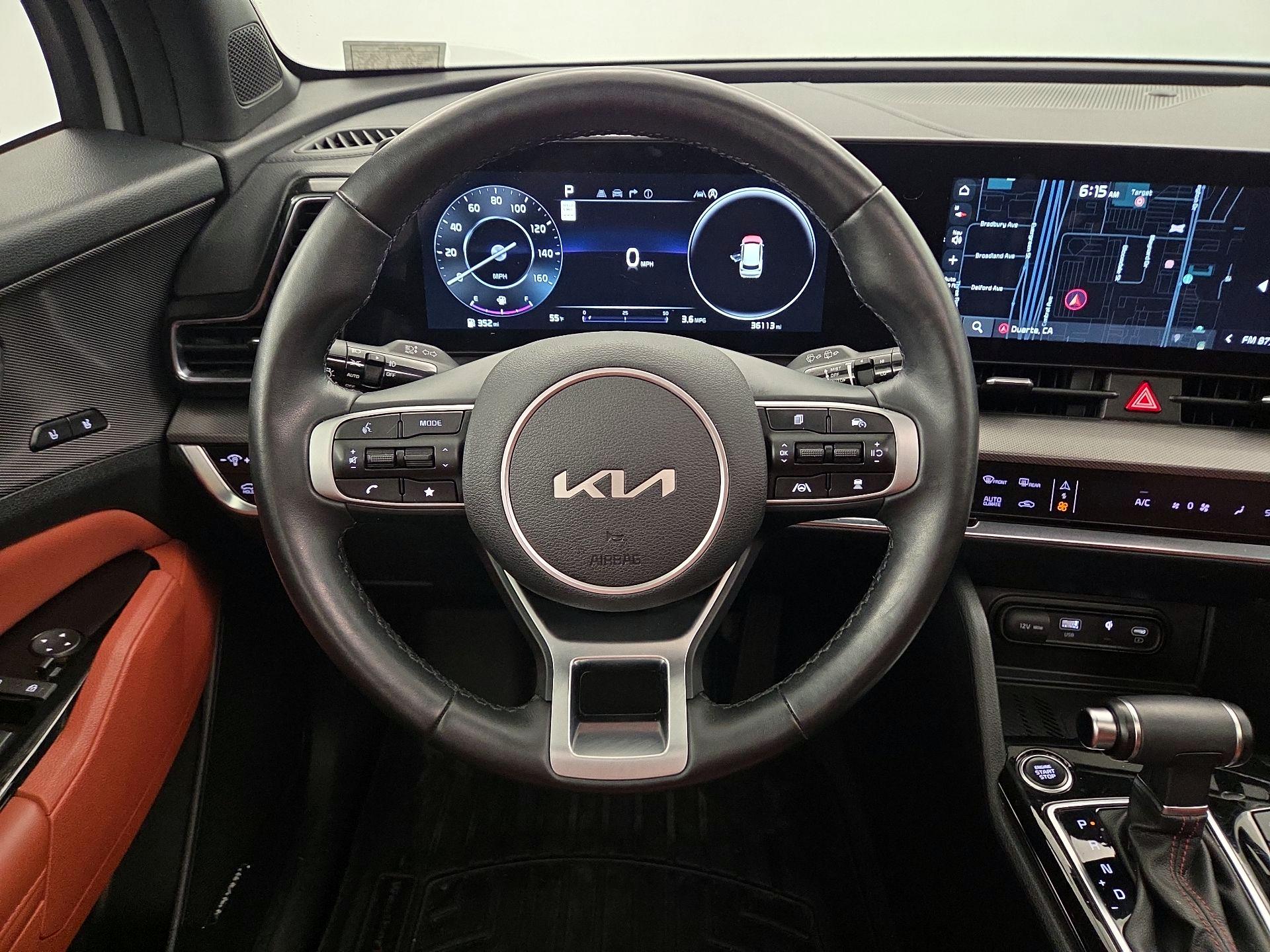 Thumbnail: 2023 Kia Sportage - 10