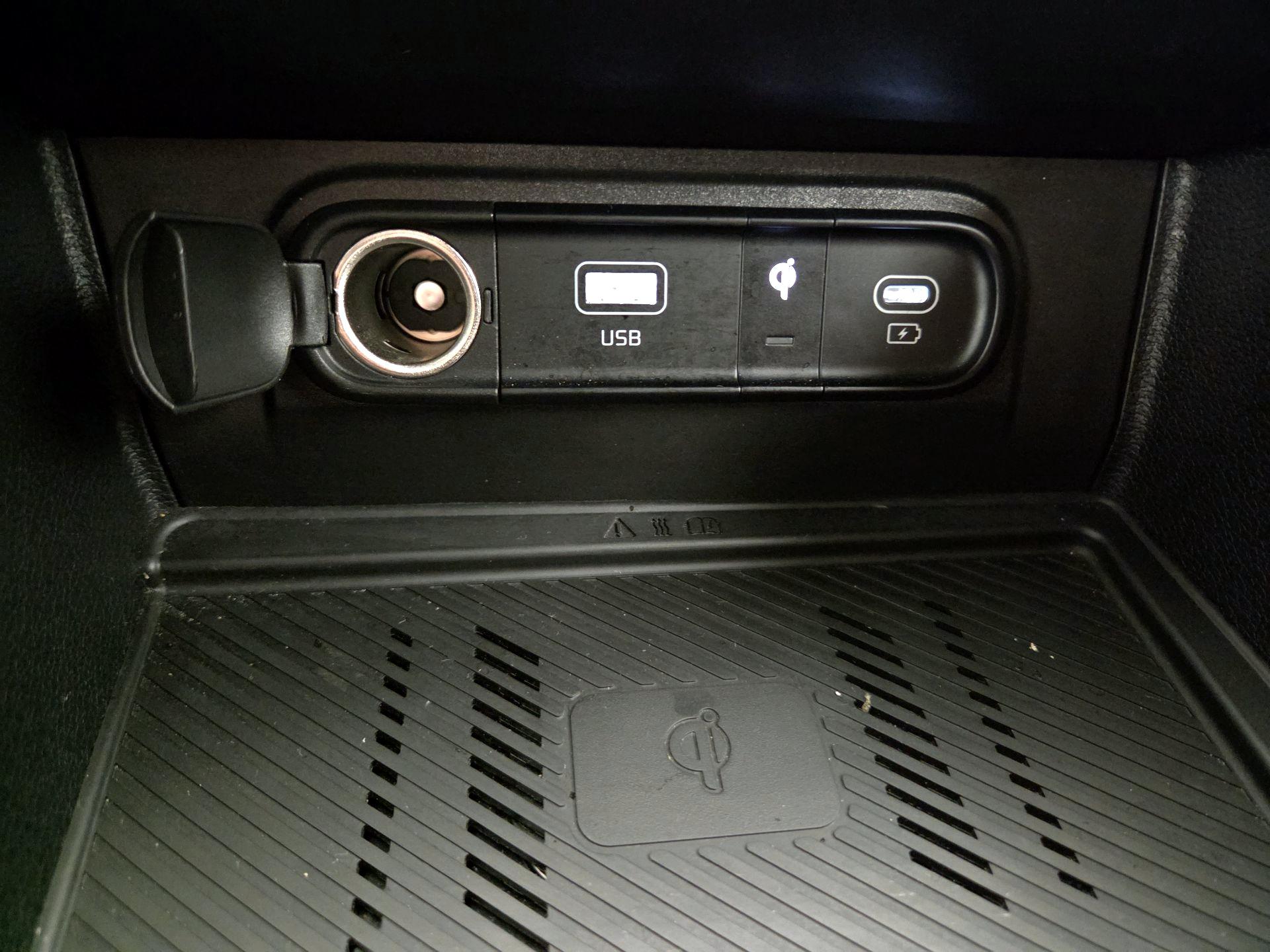 Thumbnail: 2023 Kia Sportage - 19