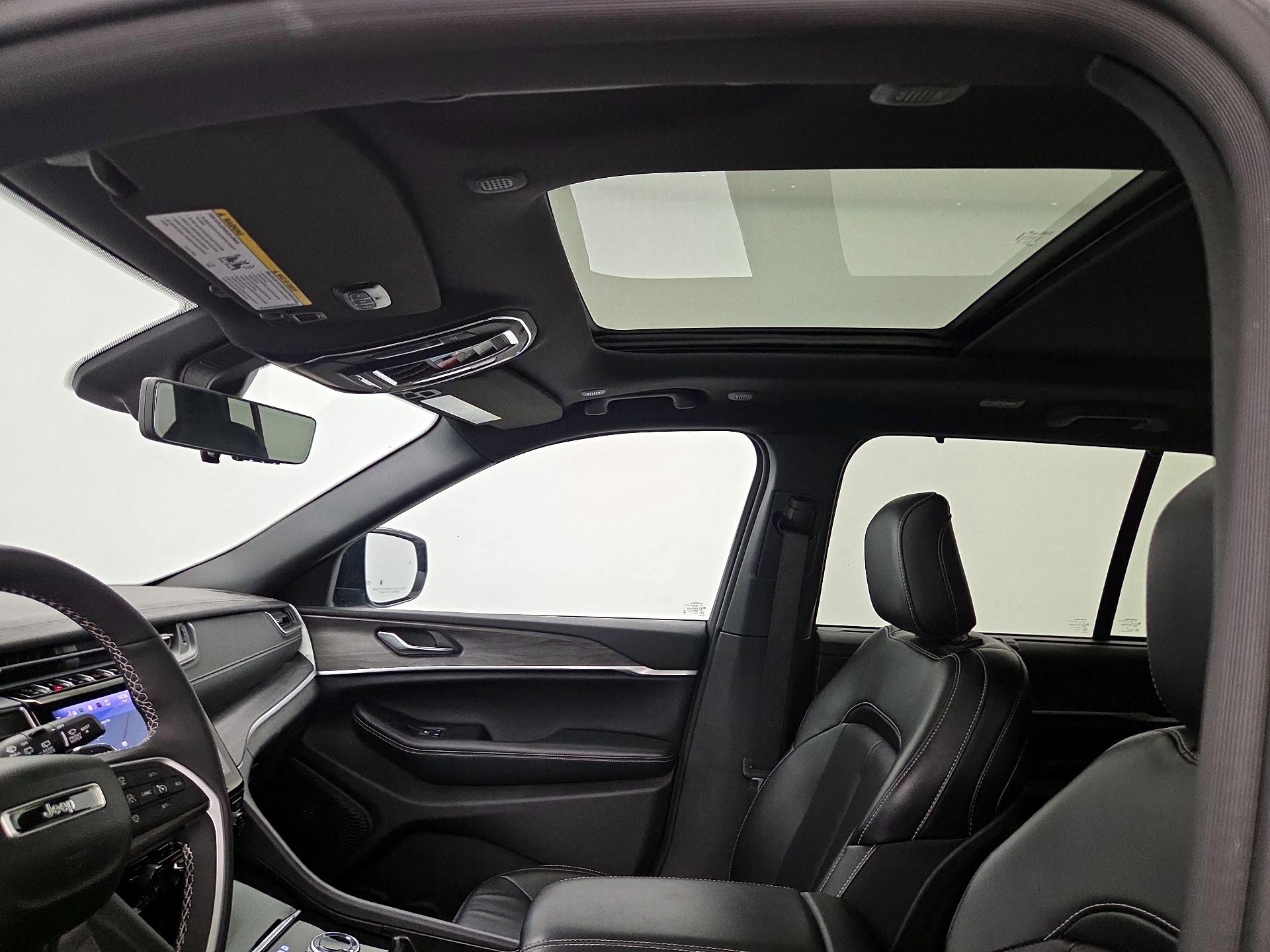 Thumbnail: 2024 Jeep Grand Cherokee - 20