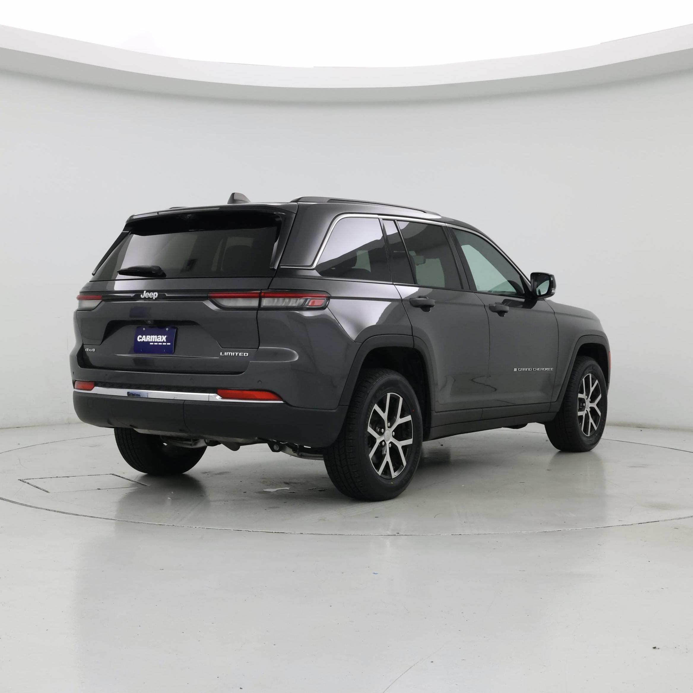 Thumbnail: 2024 Jeep Grand Cherokee - 8