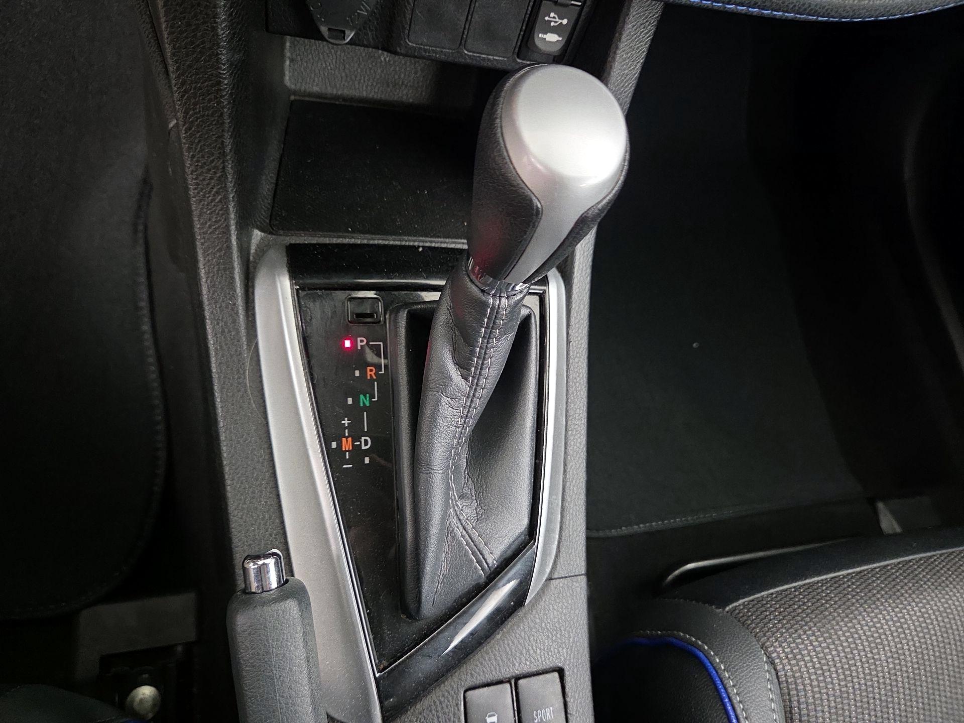 Thumbnail: 2019 Toyota Corolla - 17