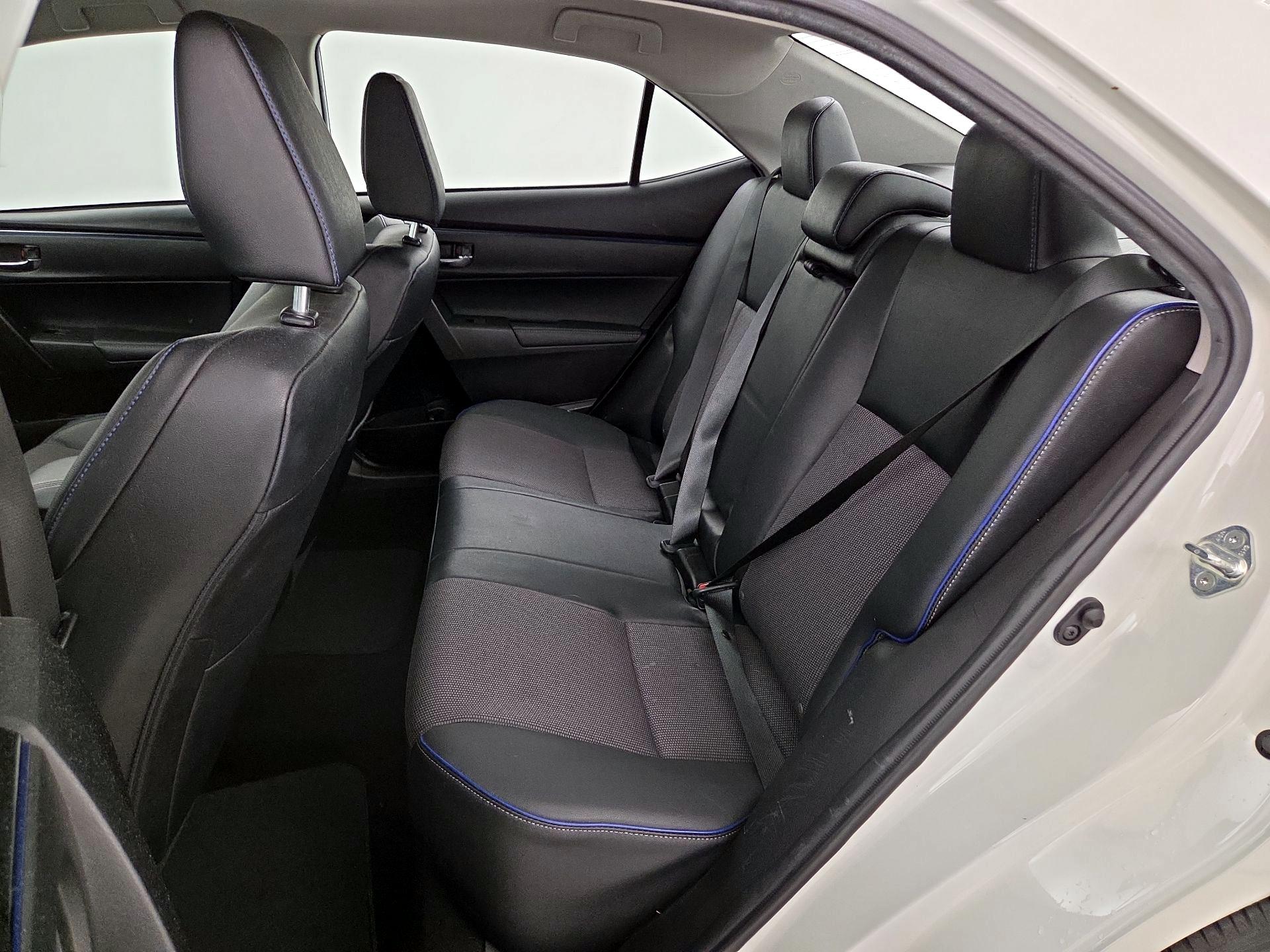 Thumbnail: 2019 Toyota Corolla - 19