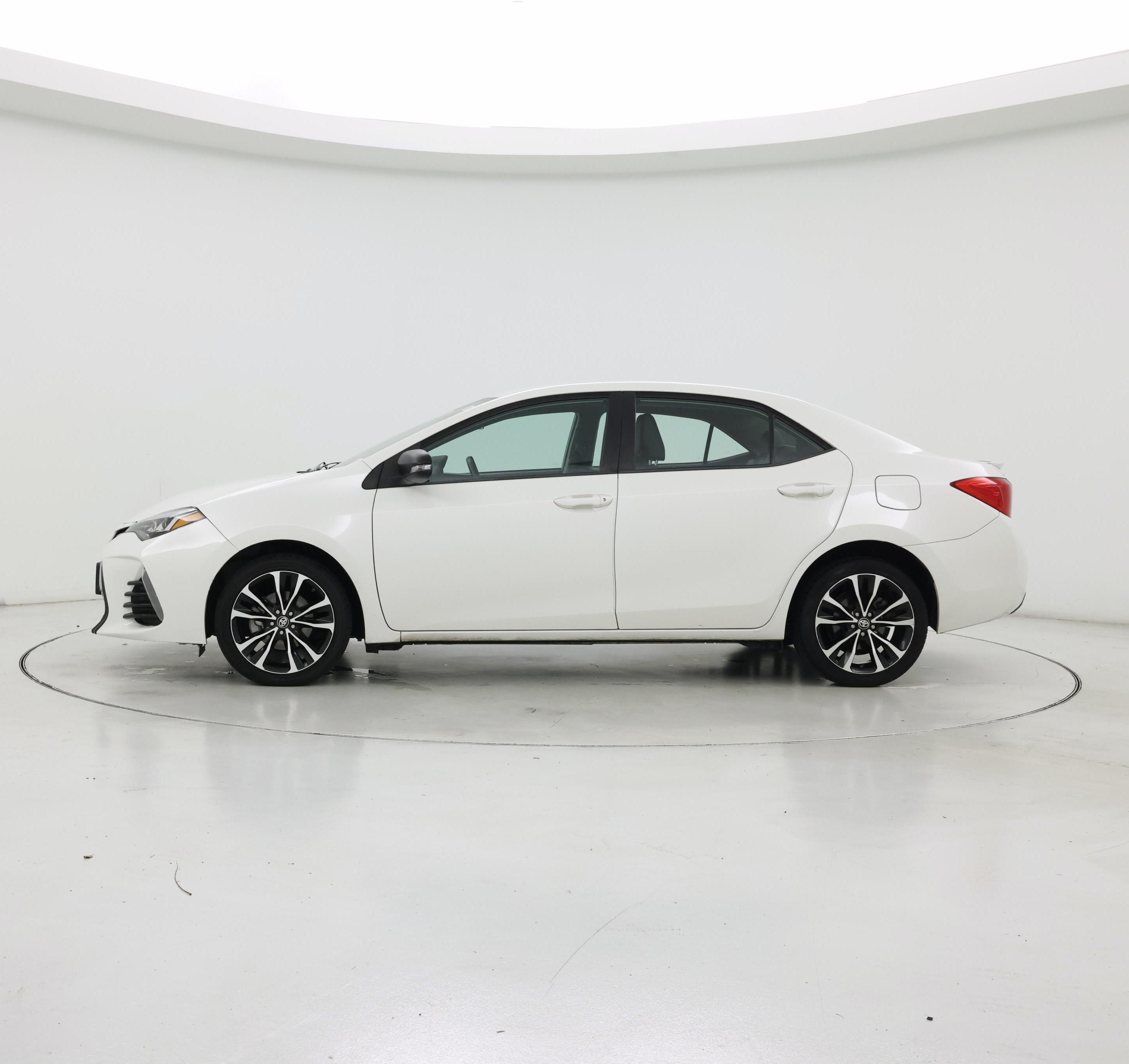 Thumbnail: 2019 Toyota Corolla - 3