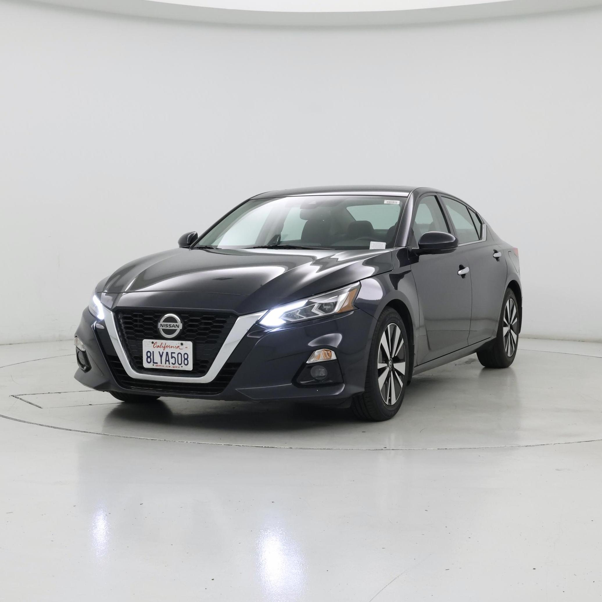 Thumbnail: 2019 Nissan Altima - 4