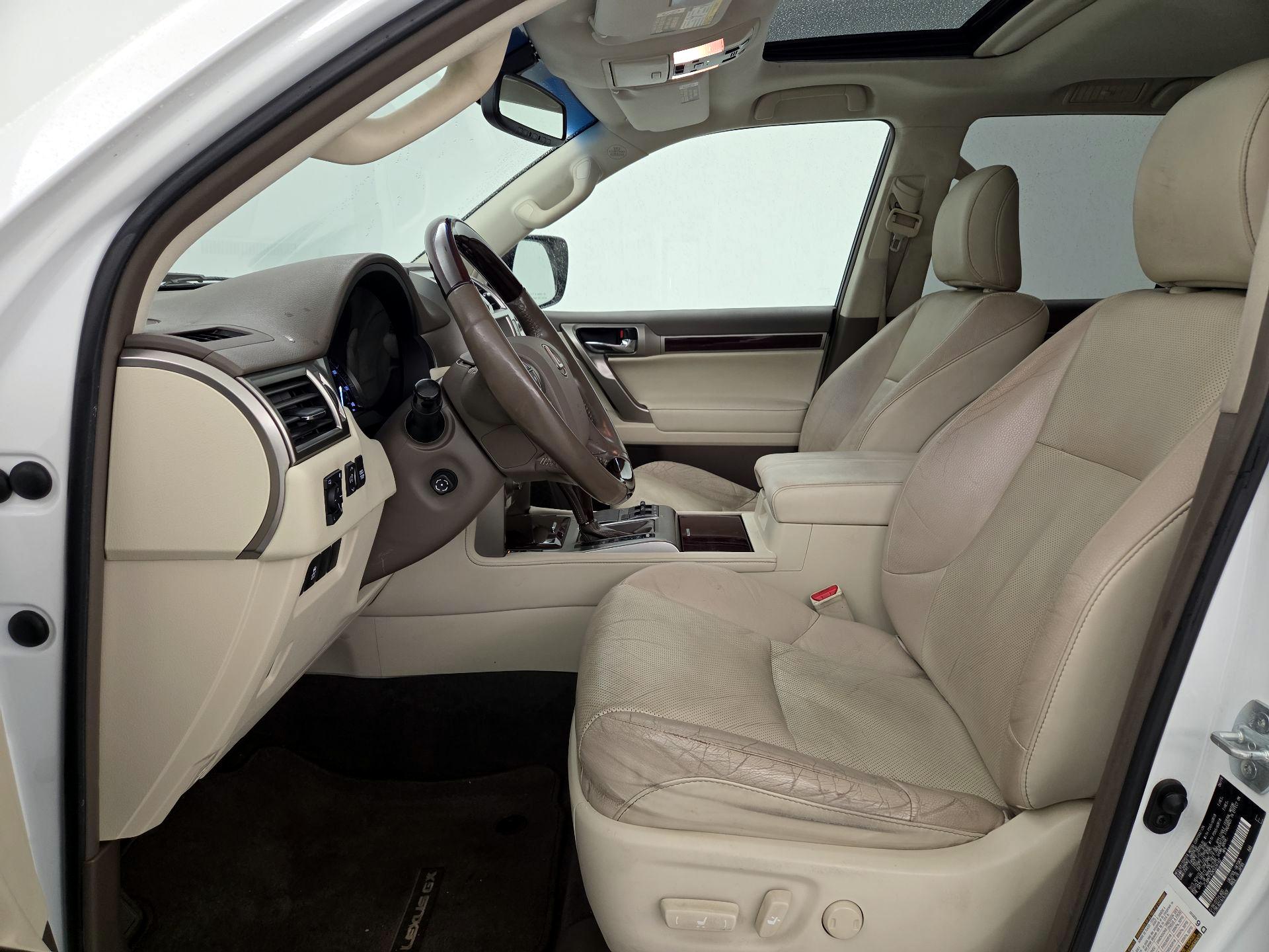 Thumbnail: 2019 Lexus GX - 11