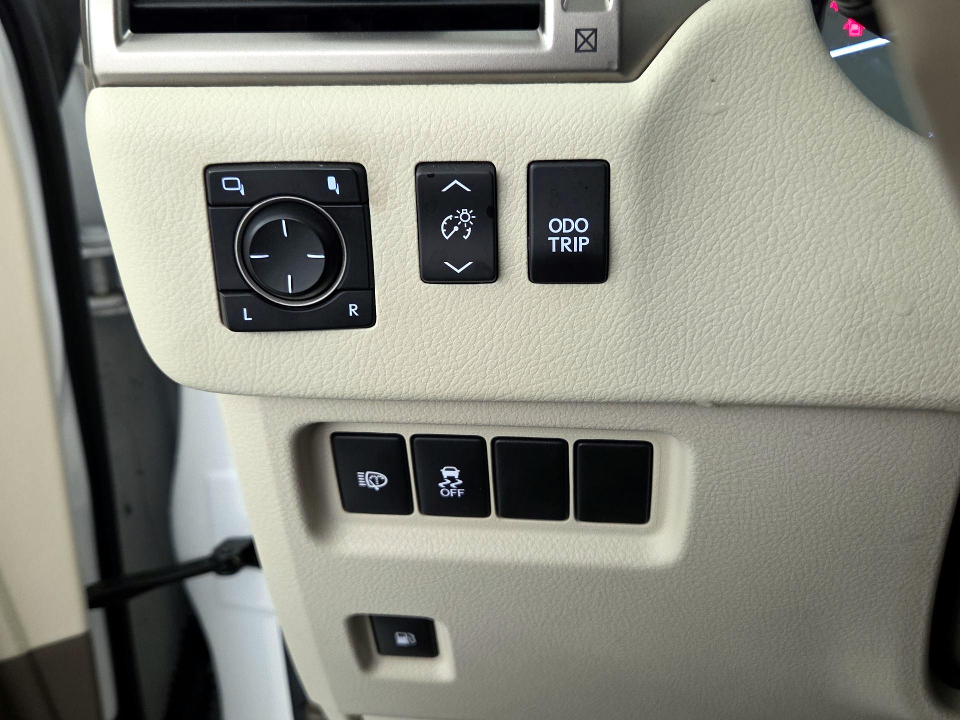 Thumbnail: 2019 Lexus GX - 13