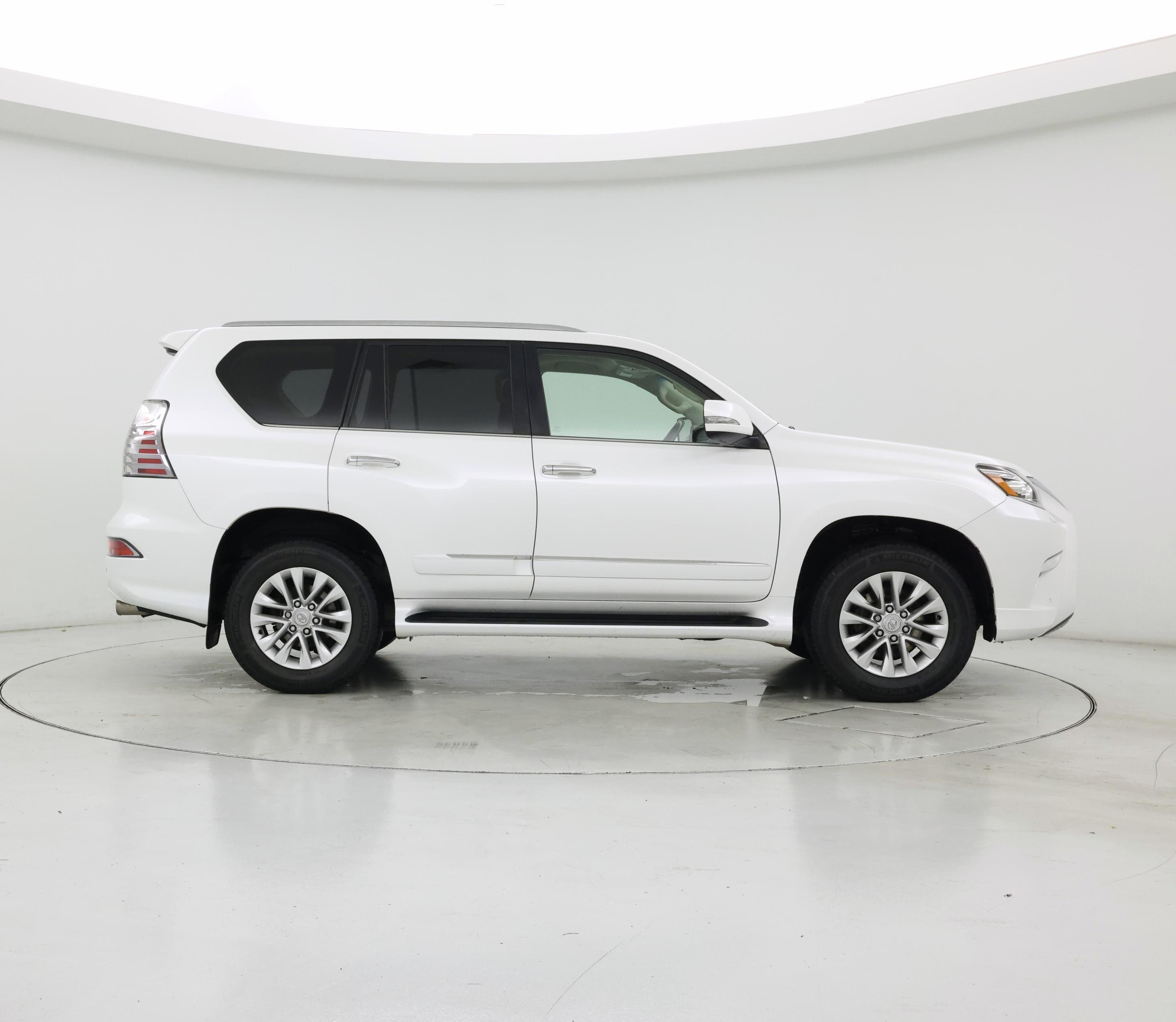 Thumbnail: 2019 Lexus GX - 7