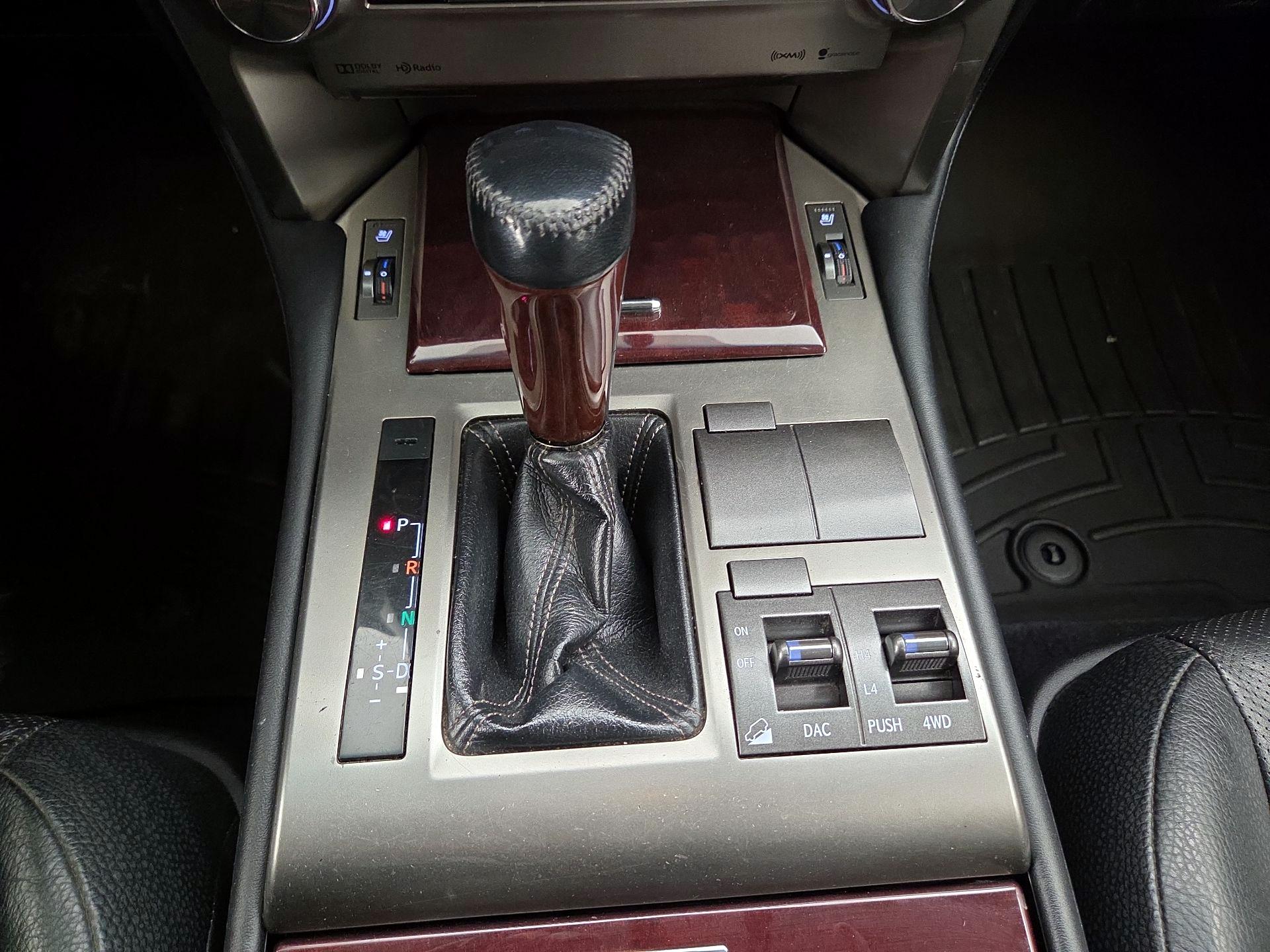 Thumbnail: 2020 Lexus GX - 18