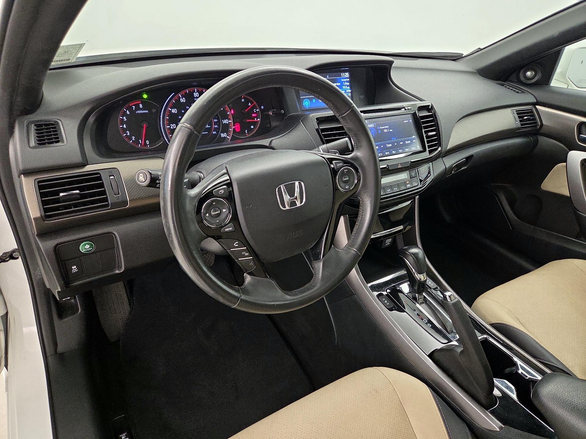 Thumbnail: 2017 Honda Accord - 9