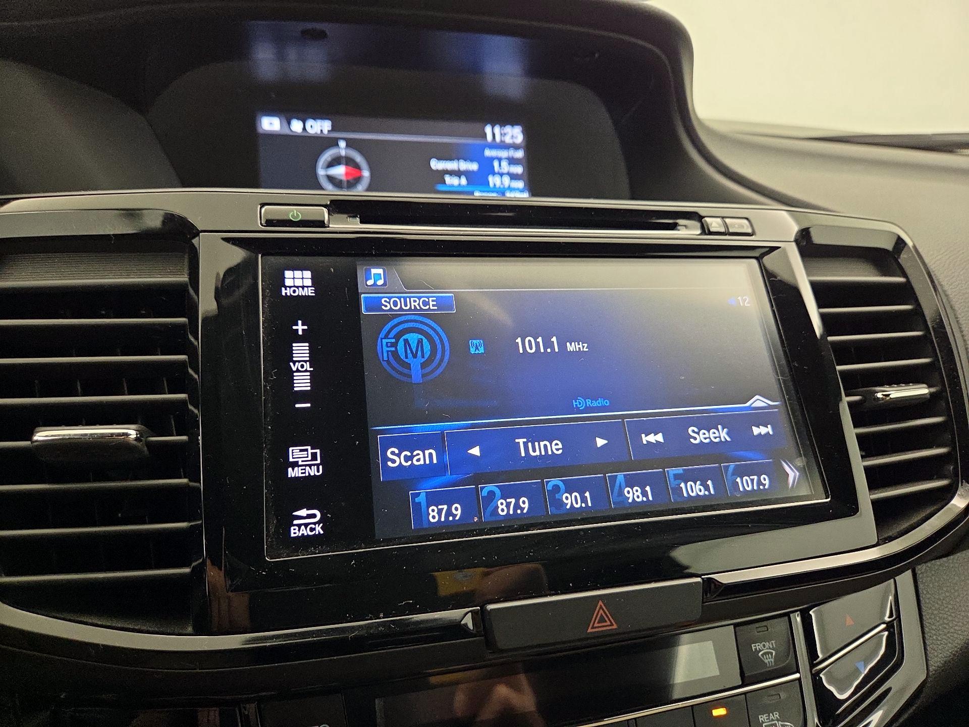 Thumbnail: 2017 Honda Accord - 15