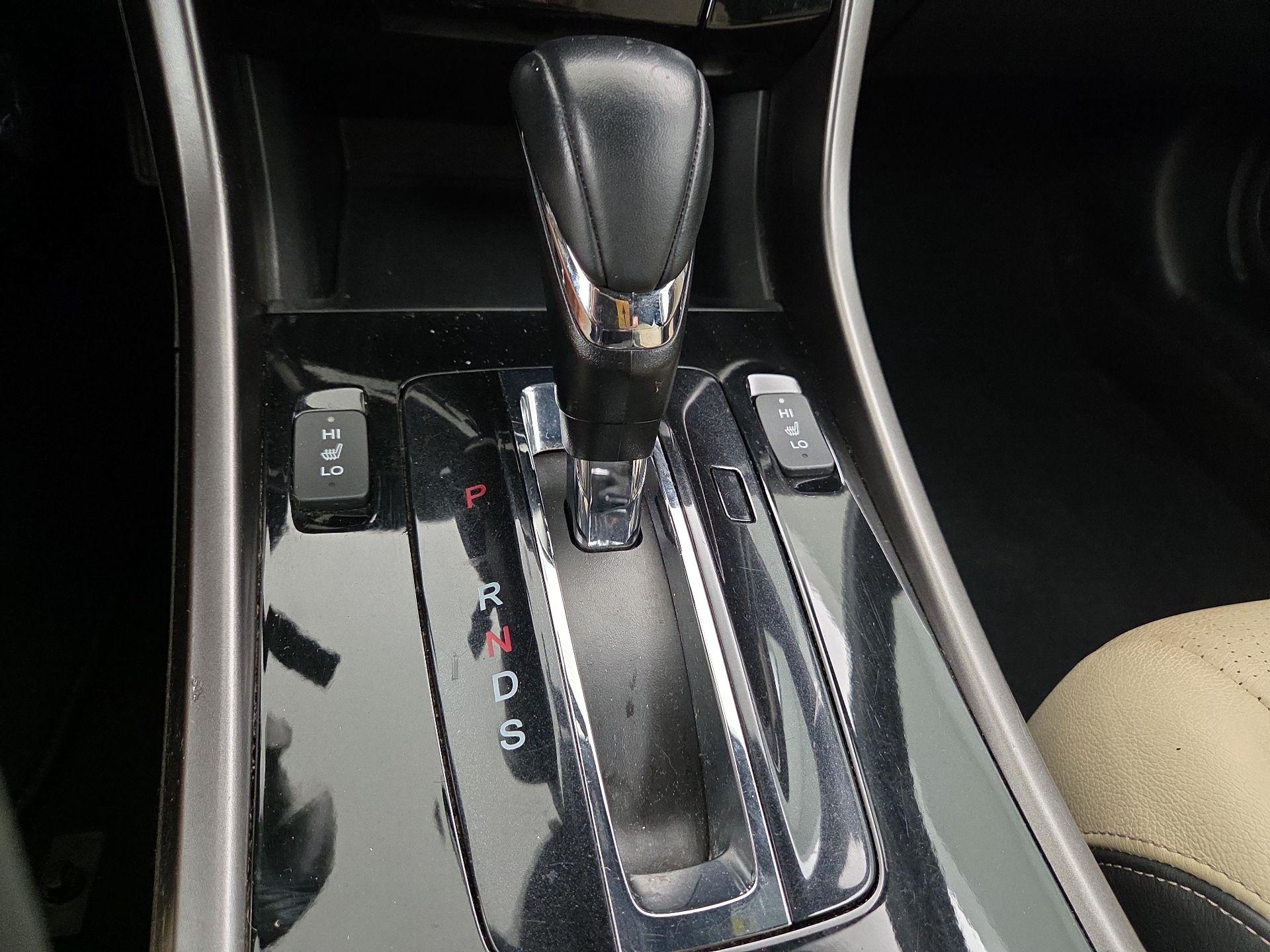 Thumbnail: 2017 Honda Accord - 17