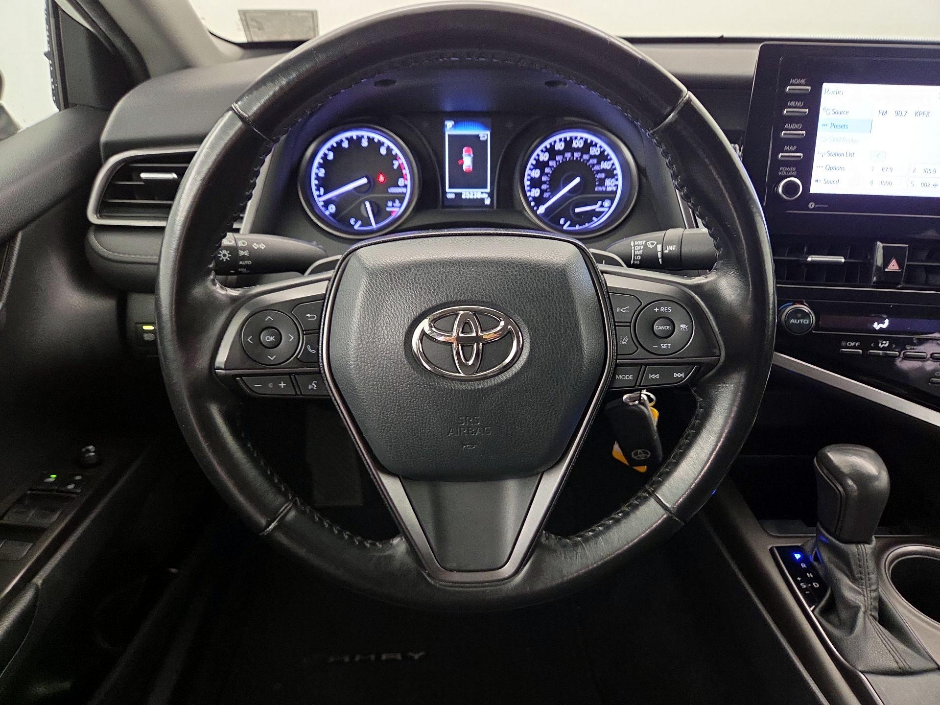 Thumbnail: 2021 Toyota Camry - 10