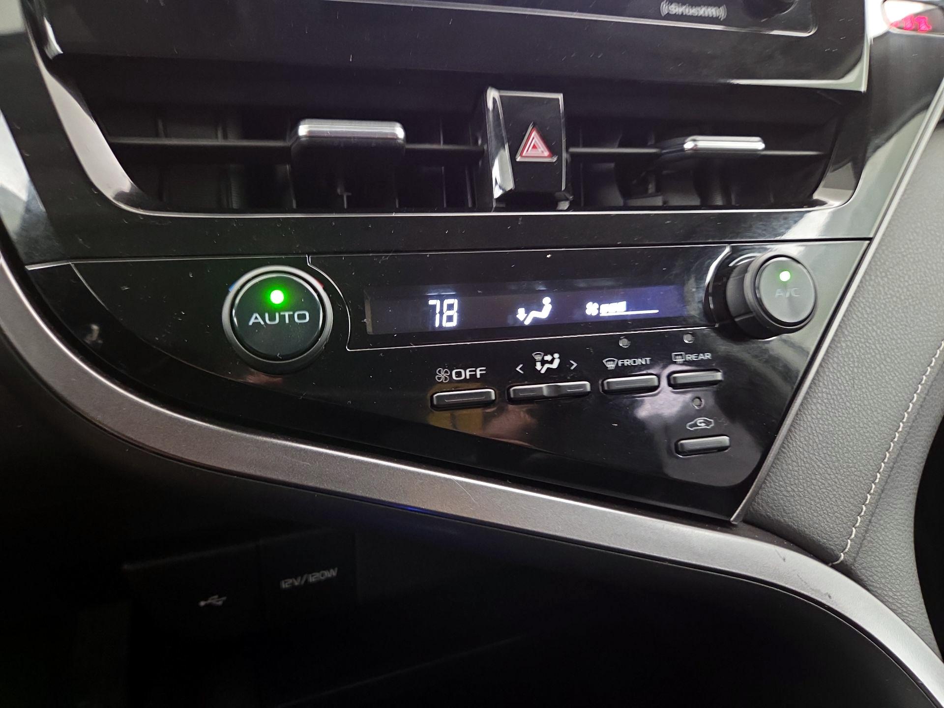 Thumbnail: 2021 Toyota Camry - 16