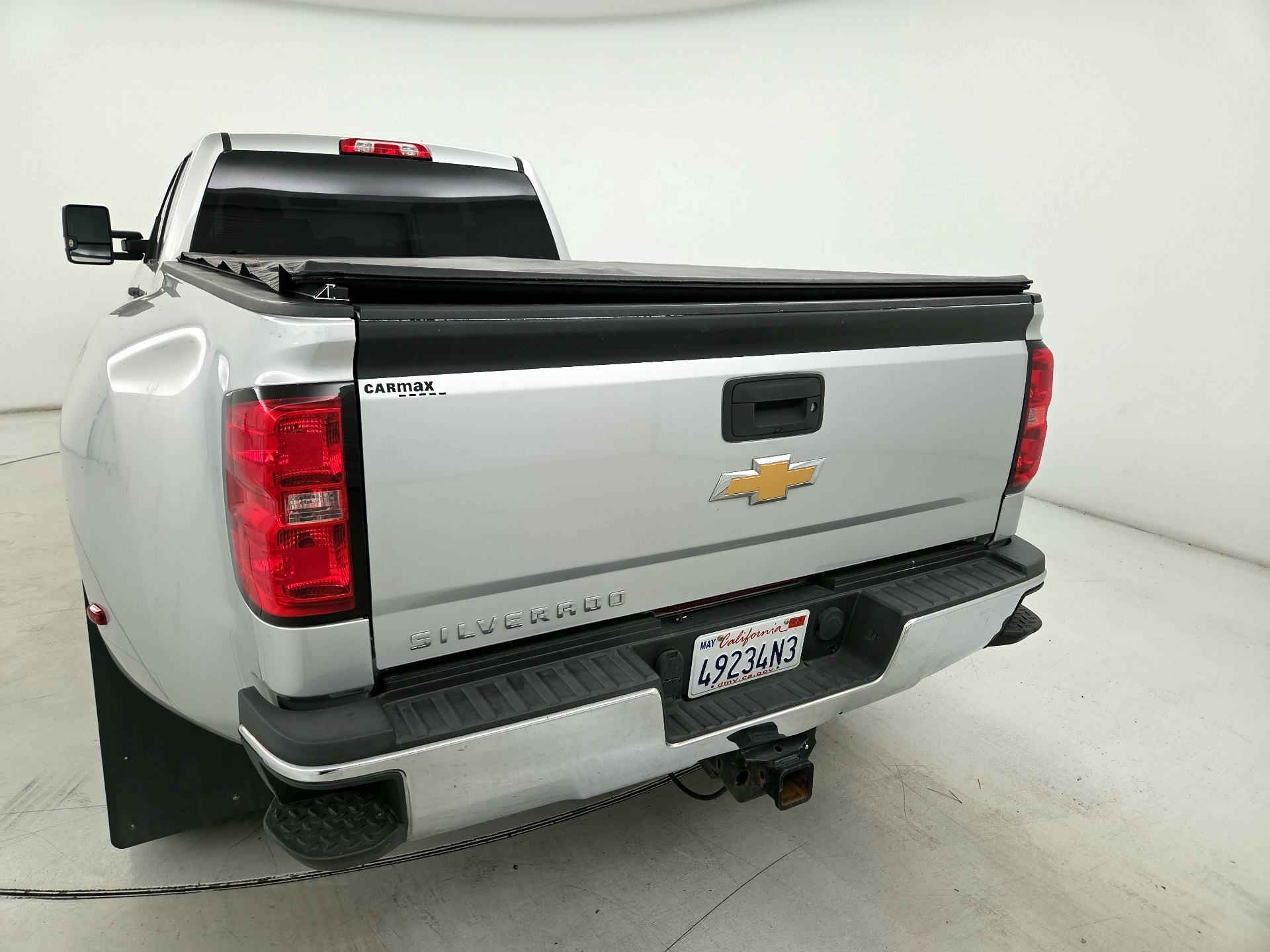 Thumbnail: 2017 Chevrolet Silverado 3500 - 19