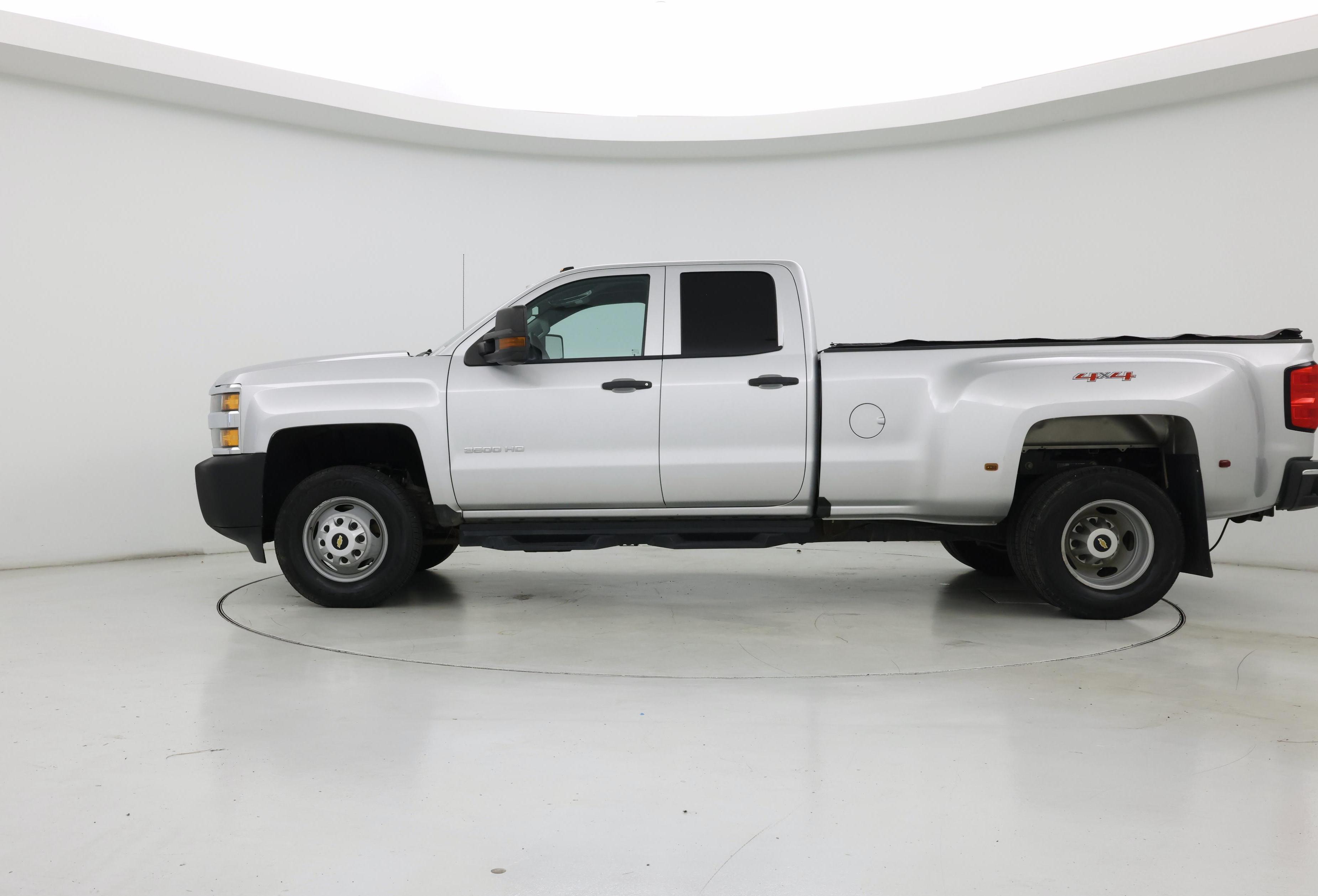 Thumbnail: 2017 Chevrolet Silverado 3500 - 3