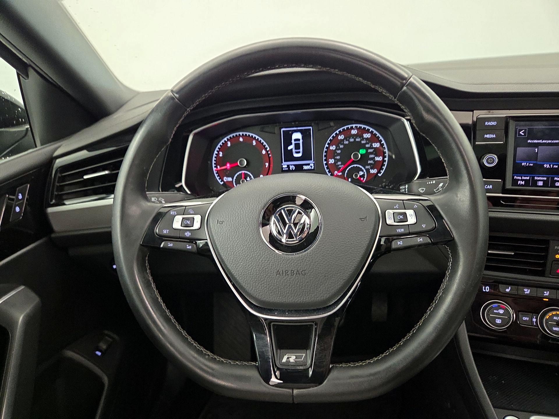 Thumbnail: 2019 Volkswagen Jetta - 10