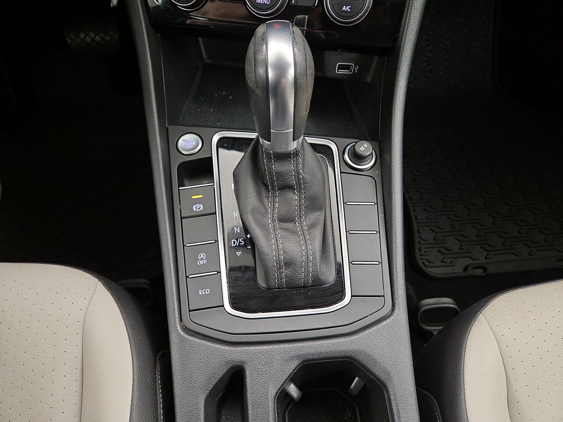 Thumbnail: 2019 Volkswagen Jetta - 17