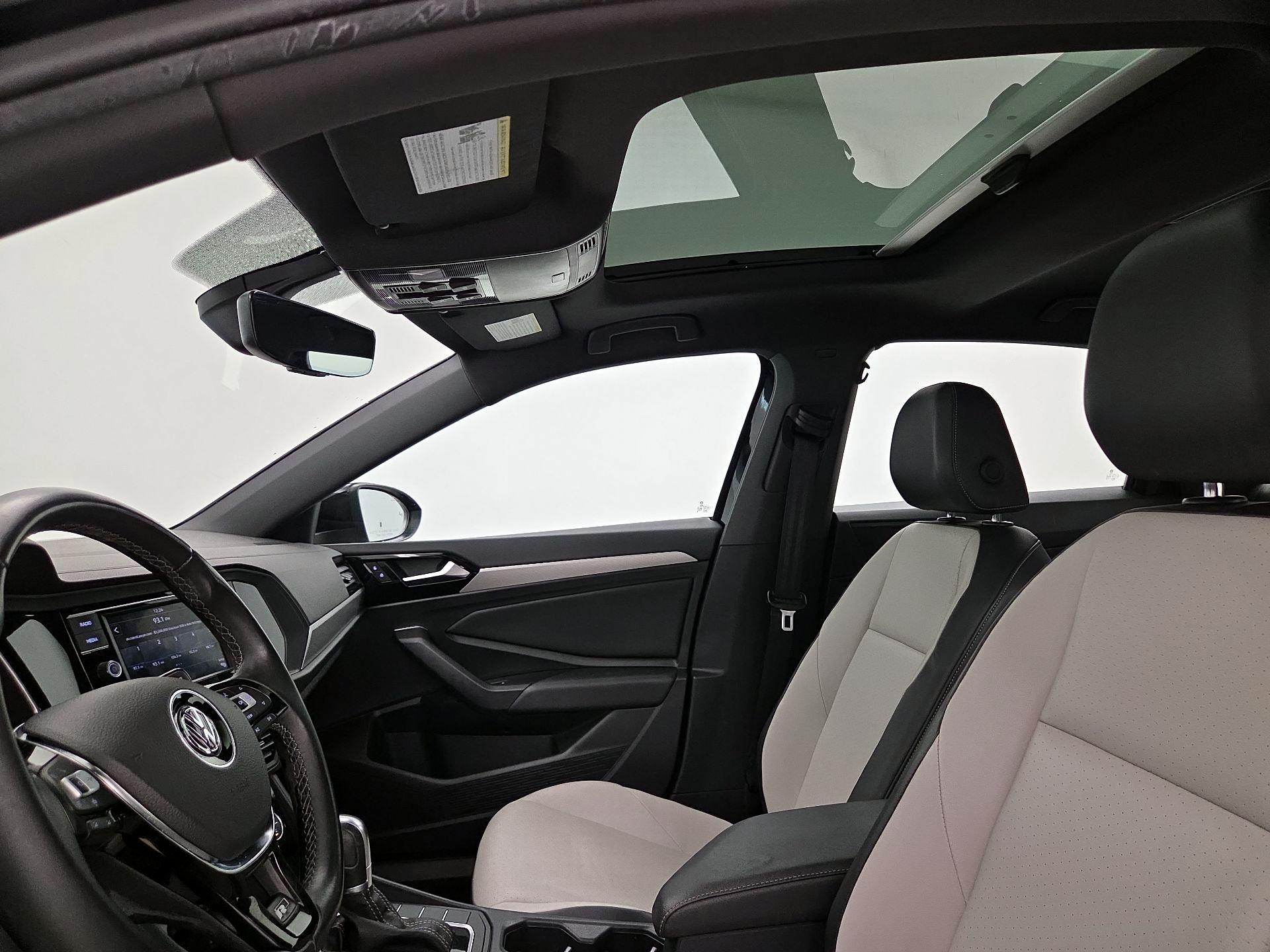 Thumbnail: 2019 Volkswagen Jetta - 19