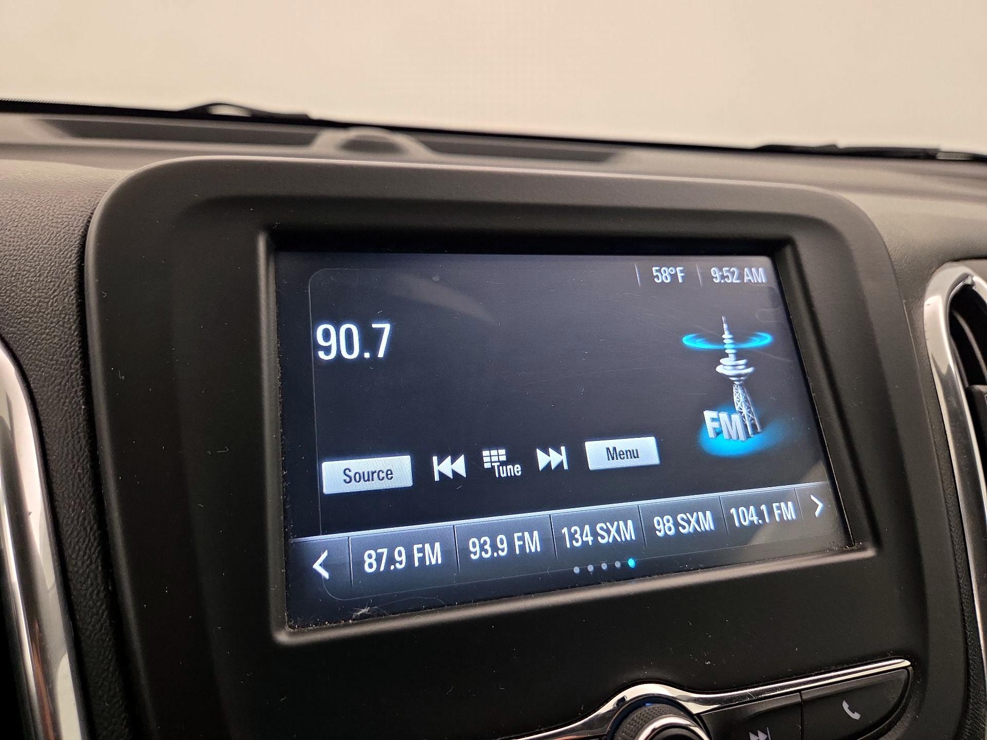 Thumbnail: 2018 Chevrolet Equinox - 15