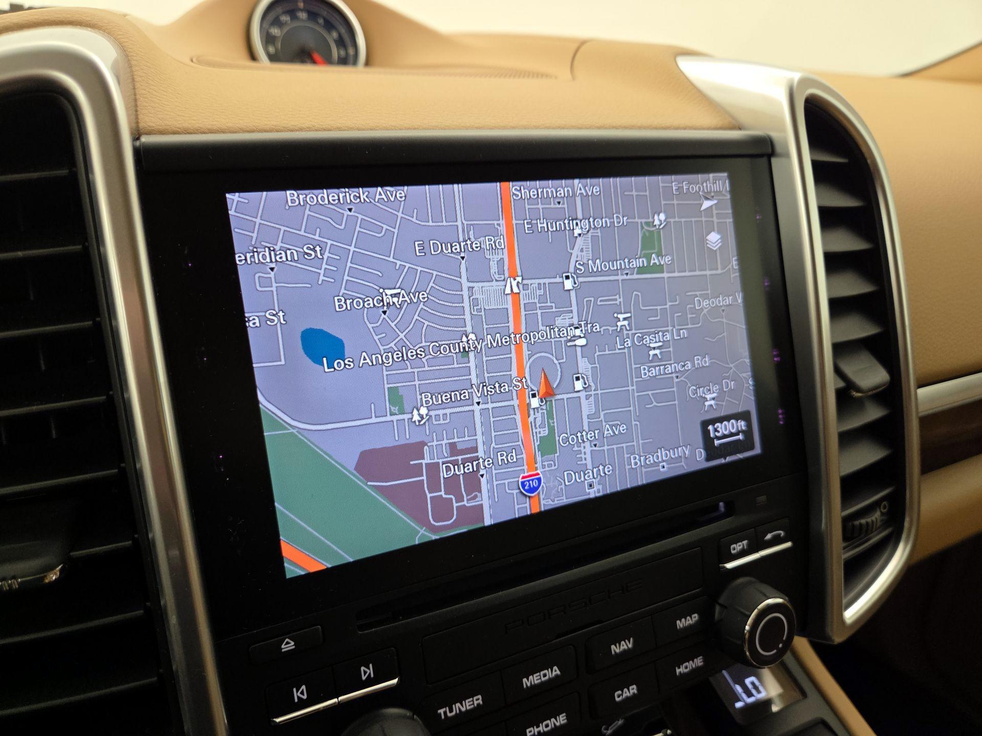 Thumbnail: 2017 Porsche Cayenne - 14