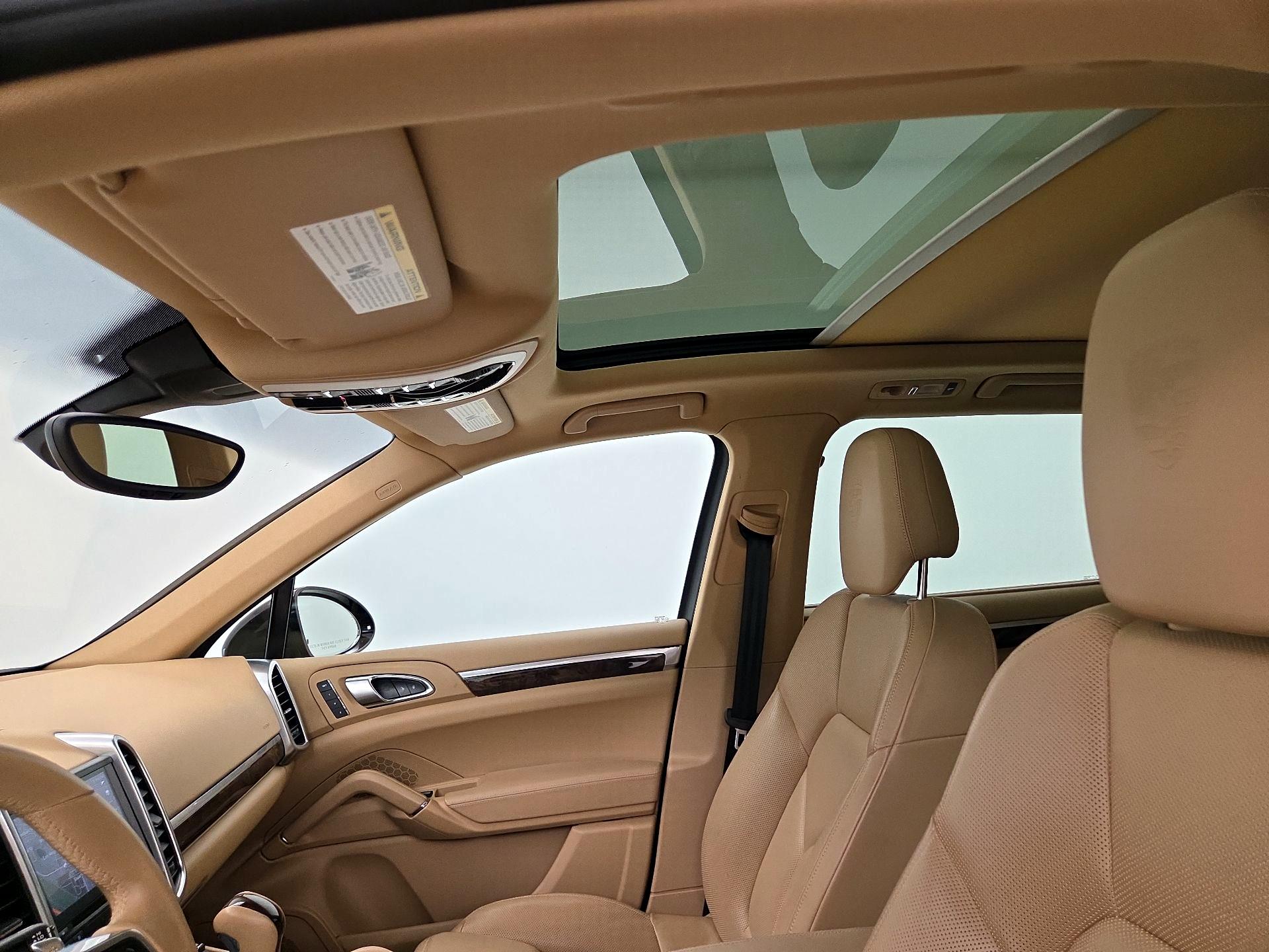 Thumbnail: 2017 Porsche Cayenne - 20