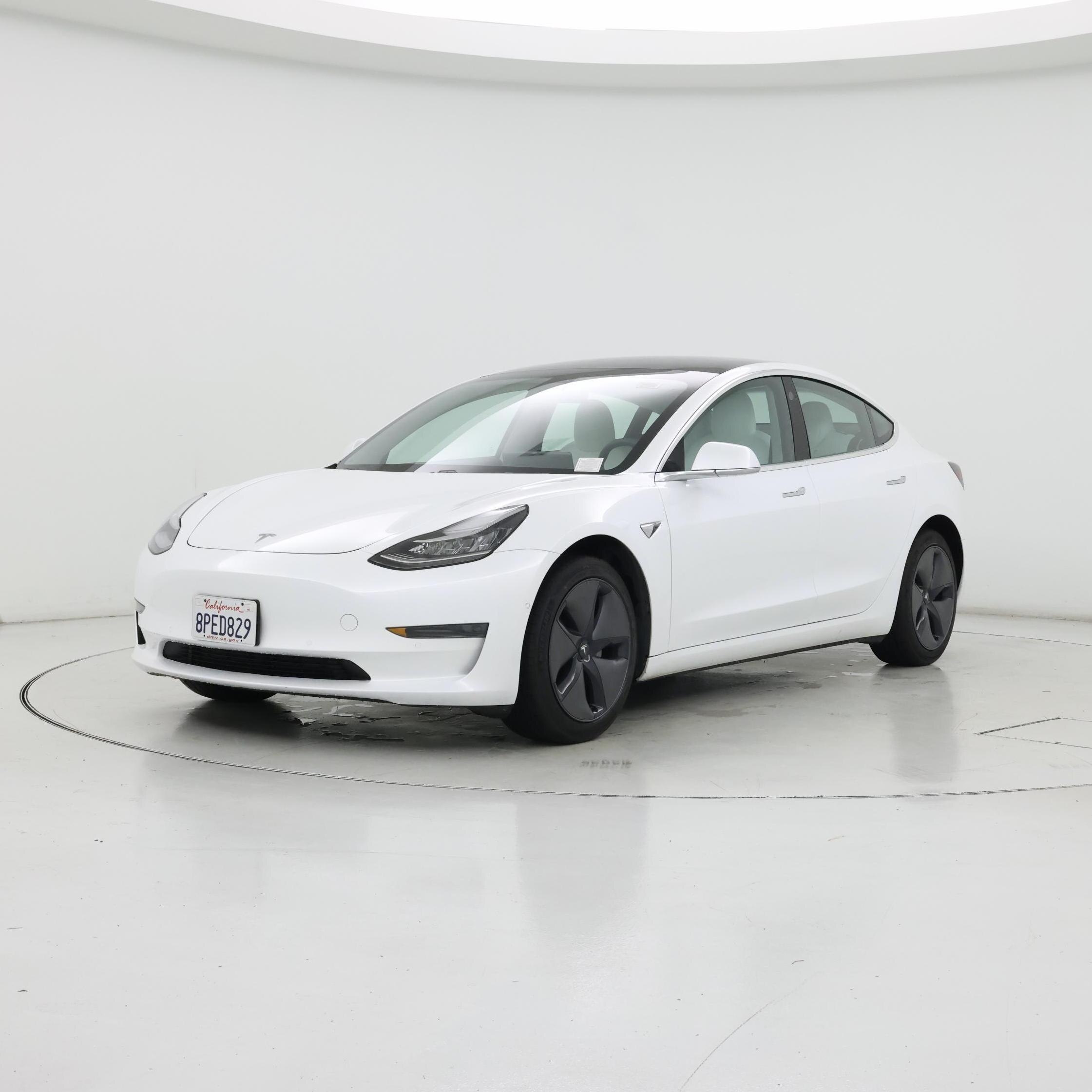 Thumbnail: 2020 Tesla Model 3 - 4