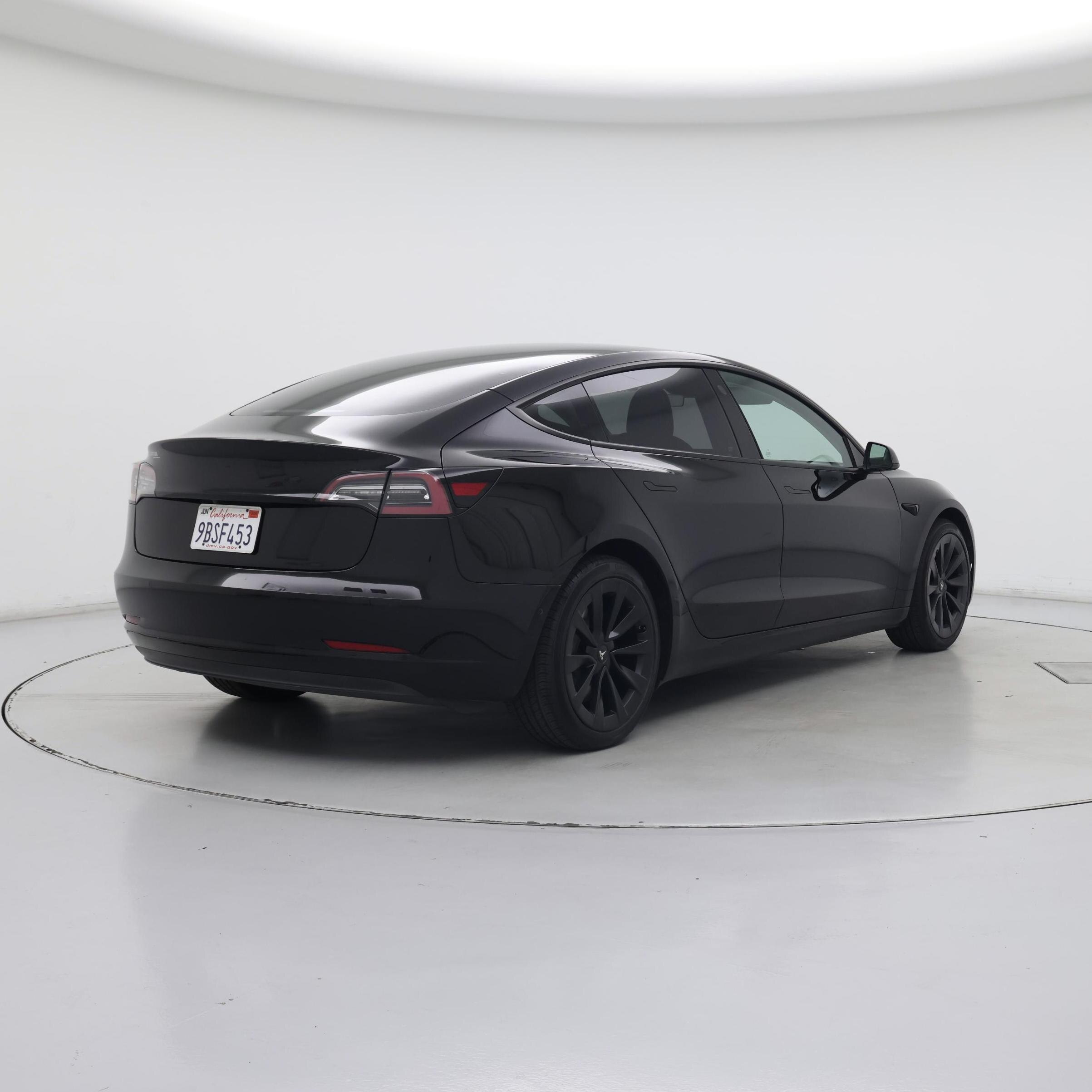 Thumbnail: 2022 Tesla Model 3 - 8