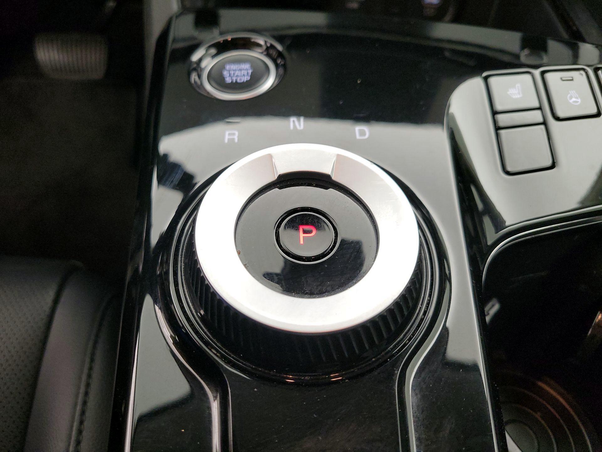 Thumbnail: 2023 Kia Sportage - 18