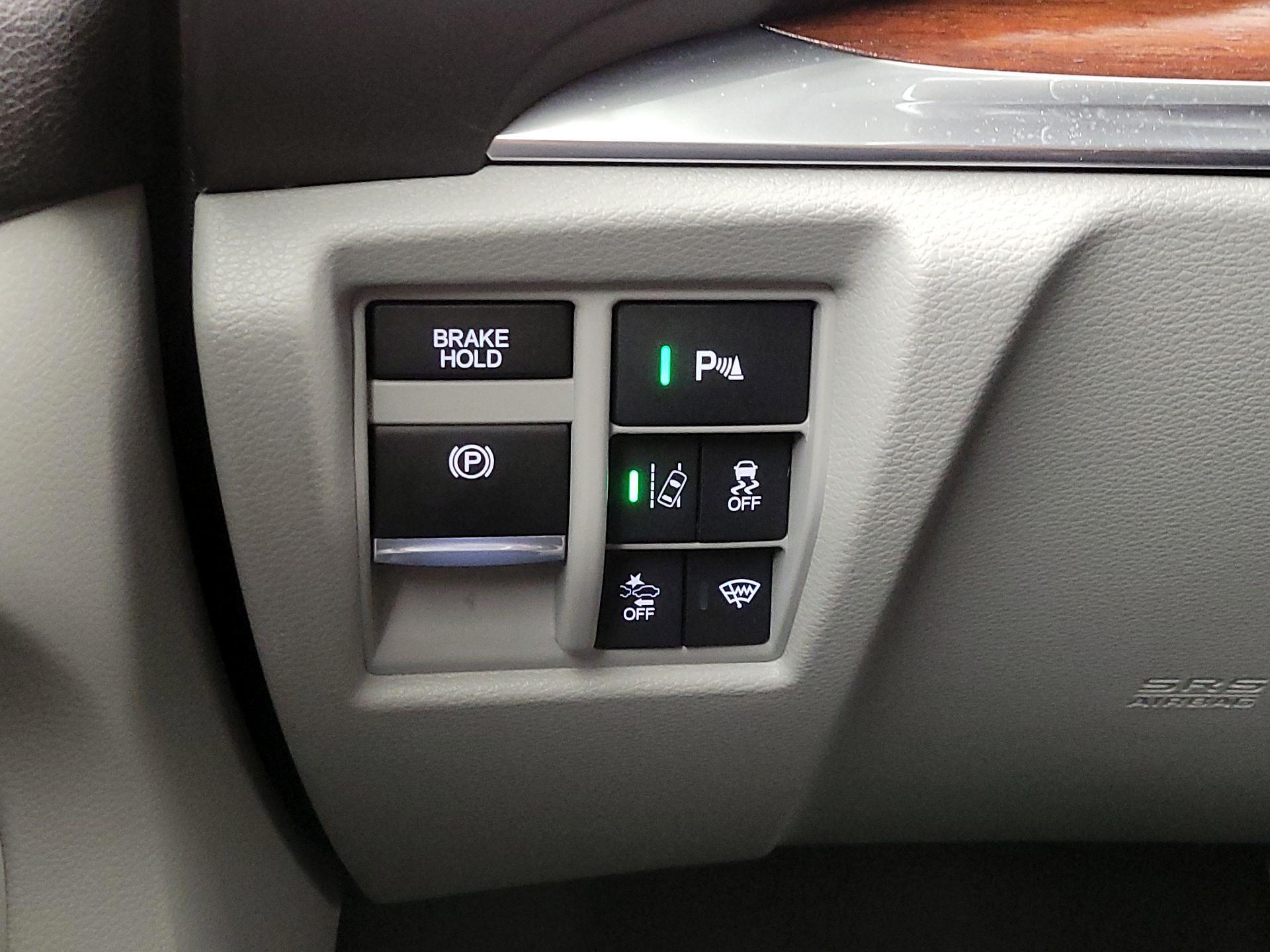 Thumbnail: 2017 Acura MDX - 13