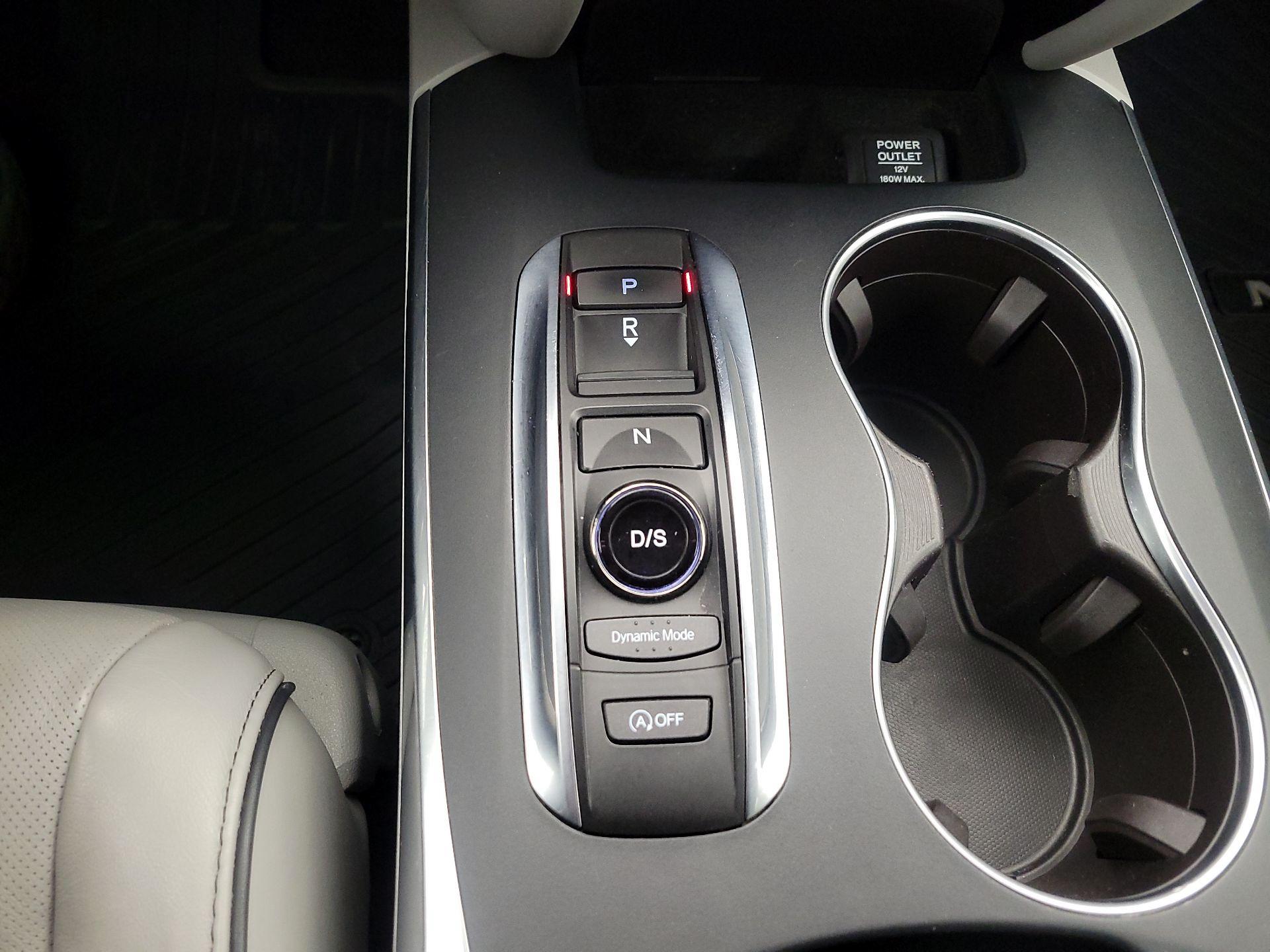 Thumbnail: 2017 Acura MDX - 18