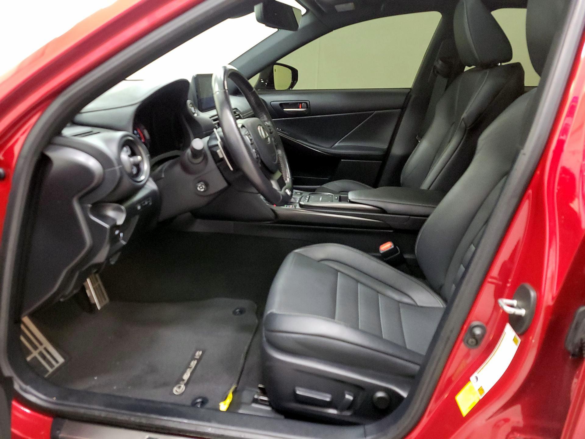 Thumbnail: 2023 Lexus IS - 11