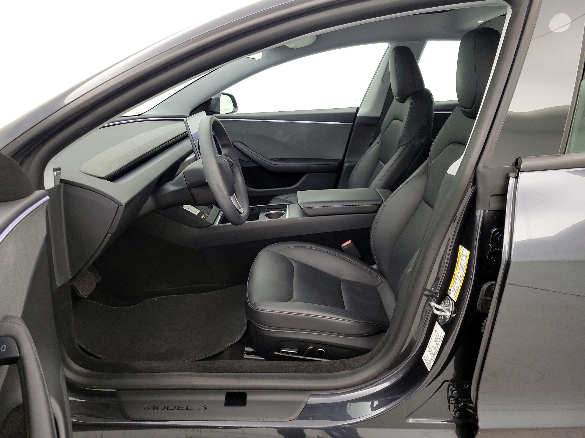 Thumbnail: 2025 Tesla Model 3 - 11