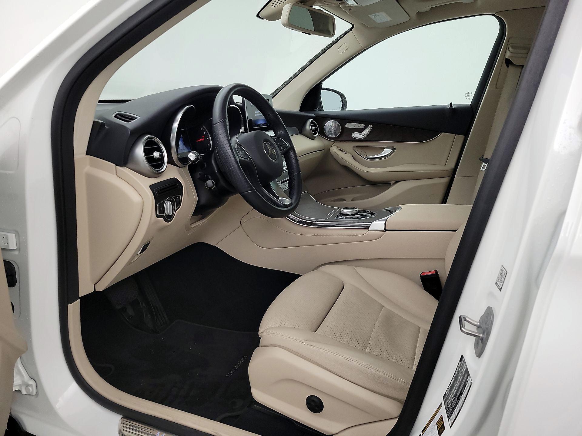 Thumbnail: 2019 Mercedes-Benz GLC - 11