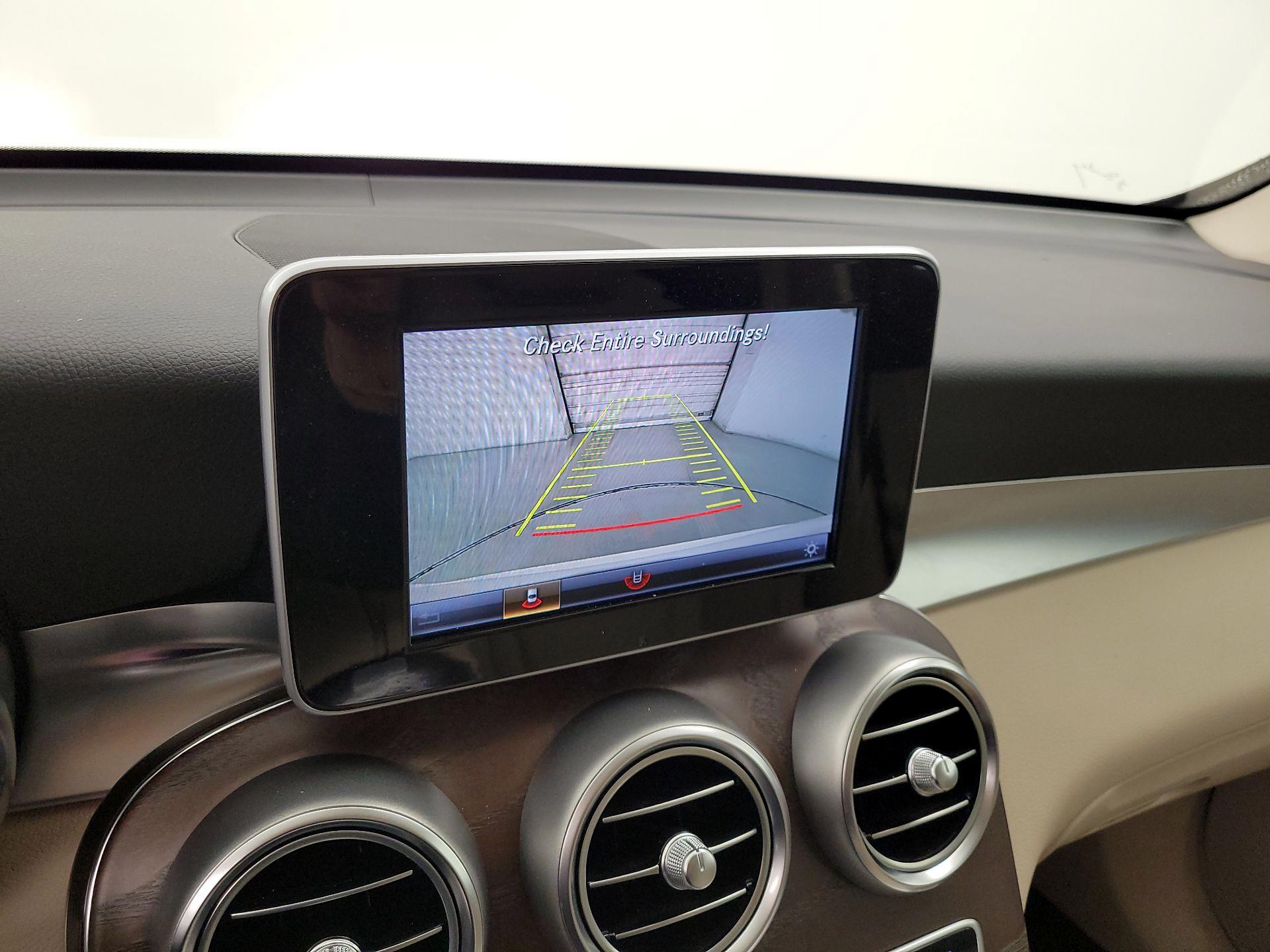 Thumbnail: 2019 Mercedes-Benz GLC - 14