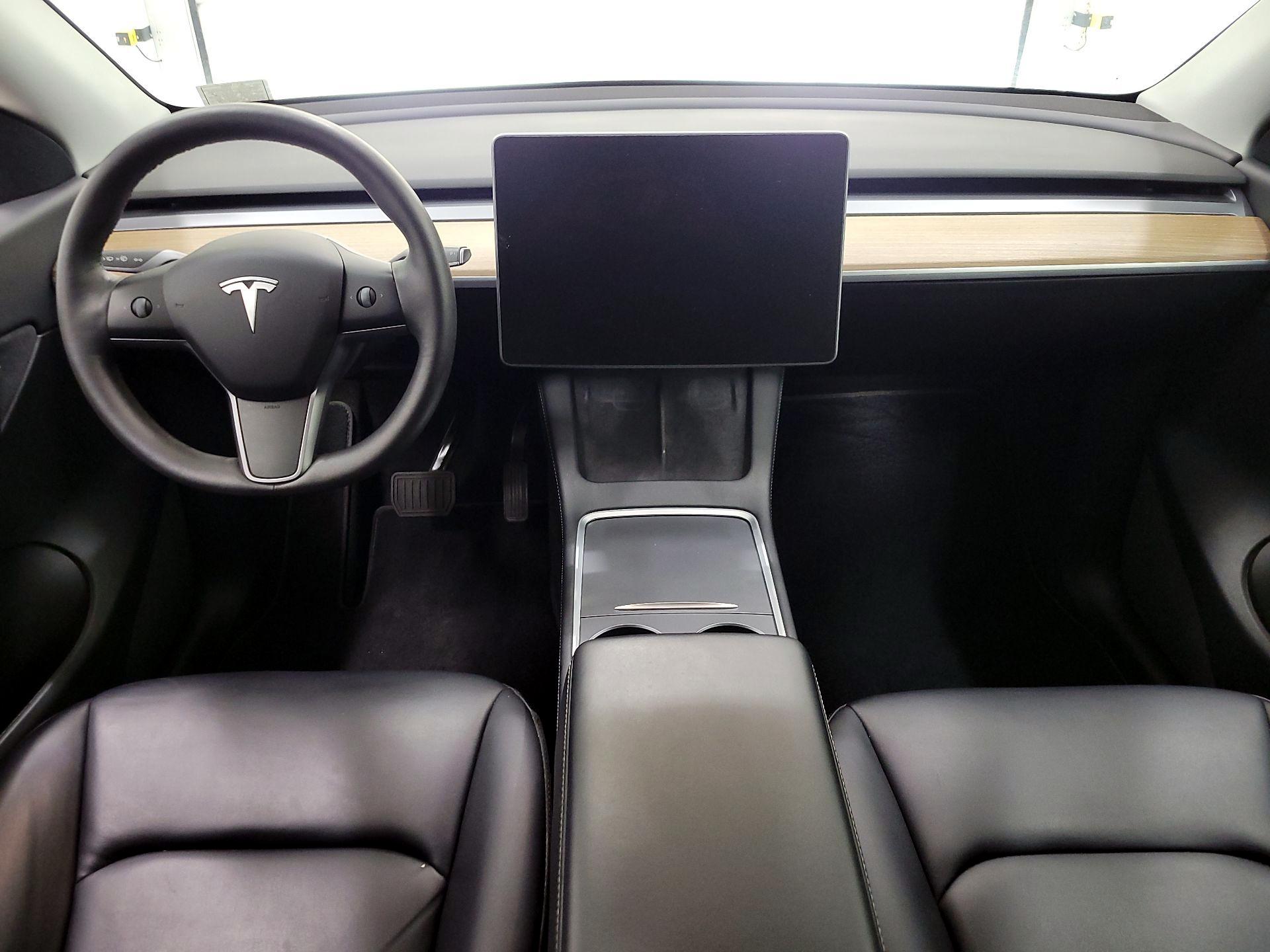 Thumbnail: 2022 Tesla Model Y - 9