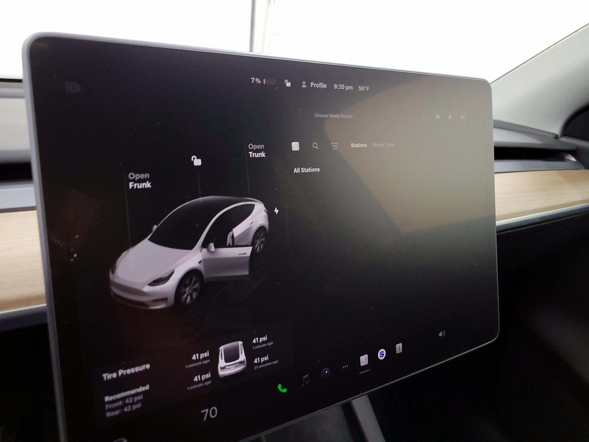 Thumbnail: 2022 Tesla Model Y - 14