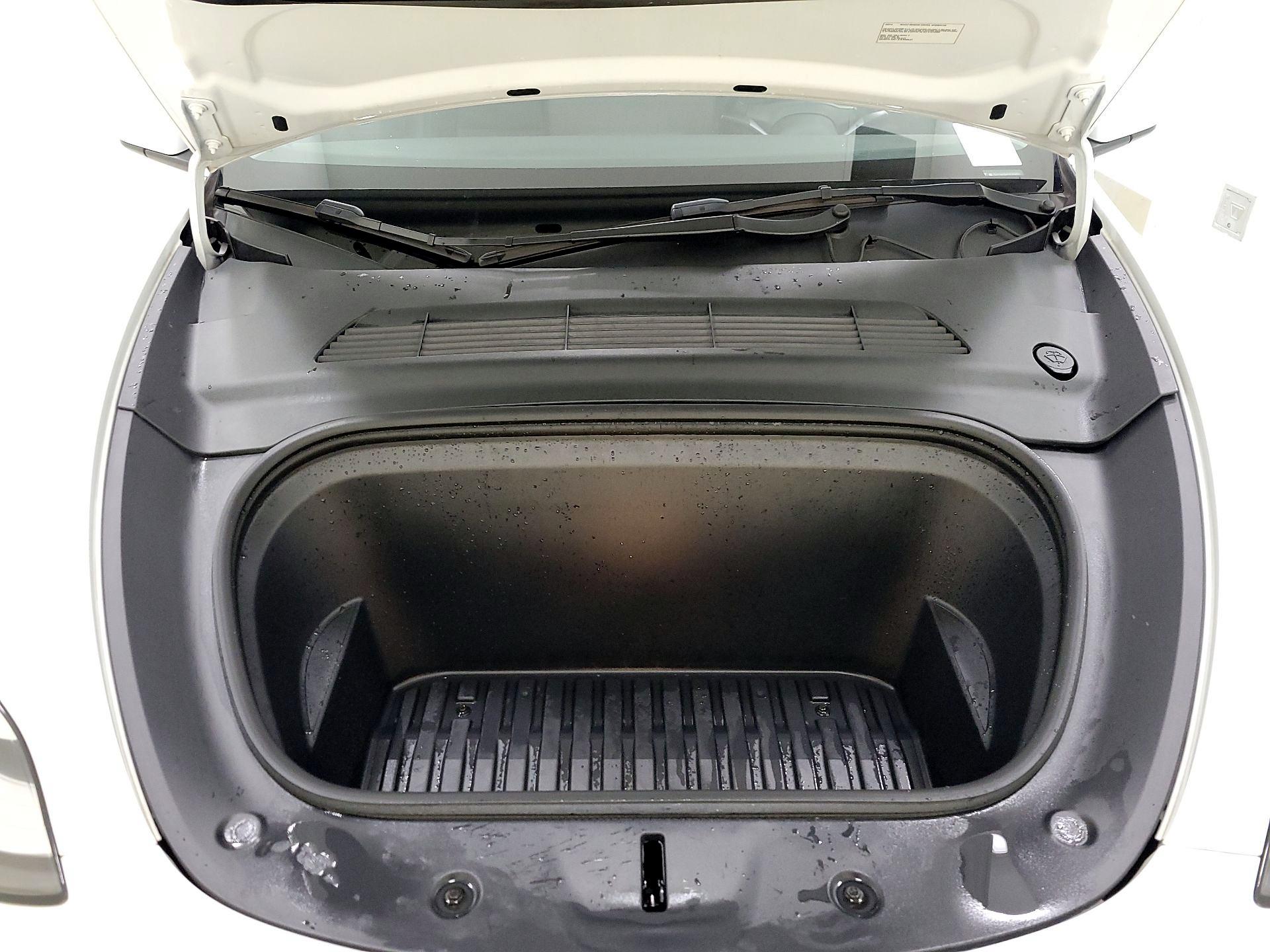 Thumbnail: 2022 Tesla Model Y - 20